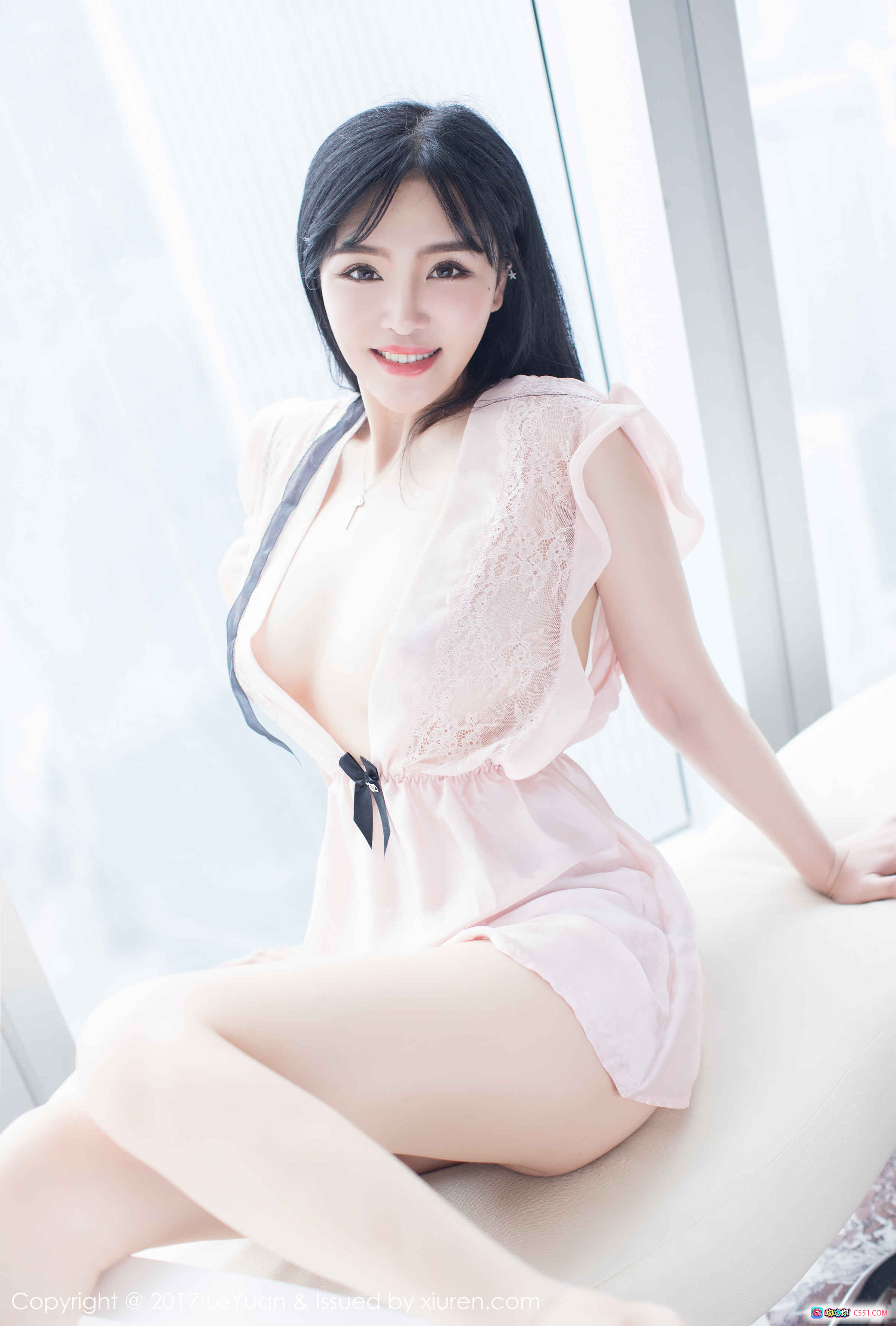 图片[7] - 刘钰儿粉色睡衣写真 | LeYuan星乐园VOL.046 | 甜美长发少女 | 窗边光影私房照 - 就要吻