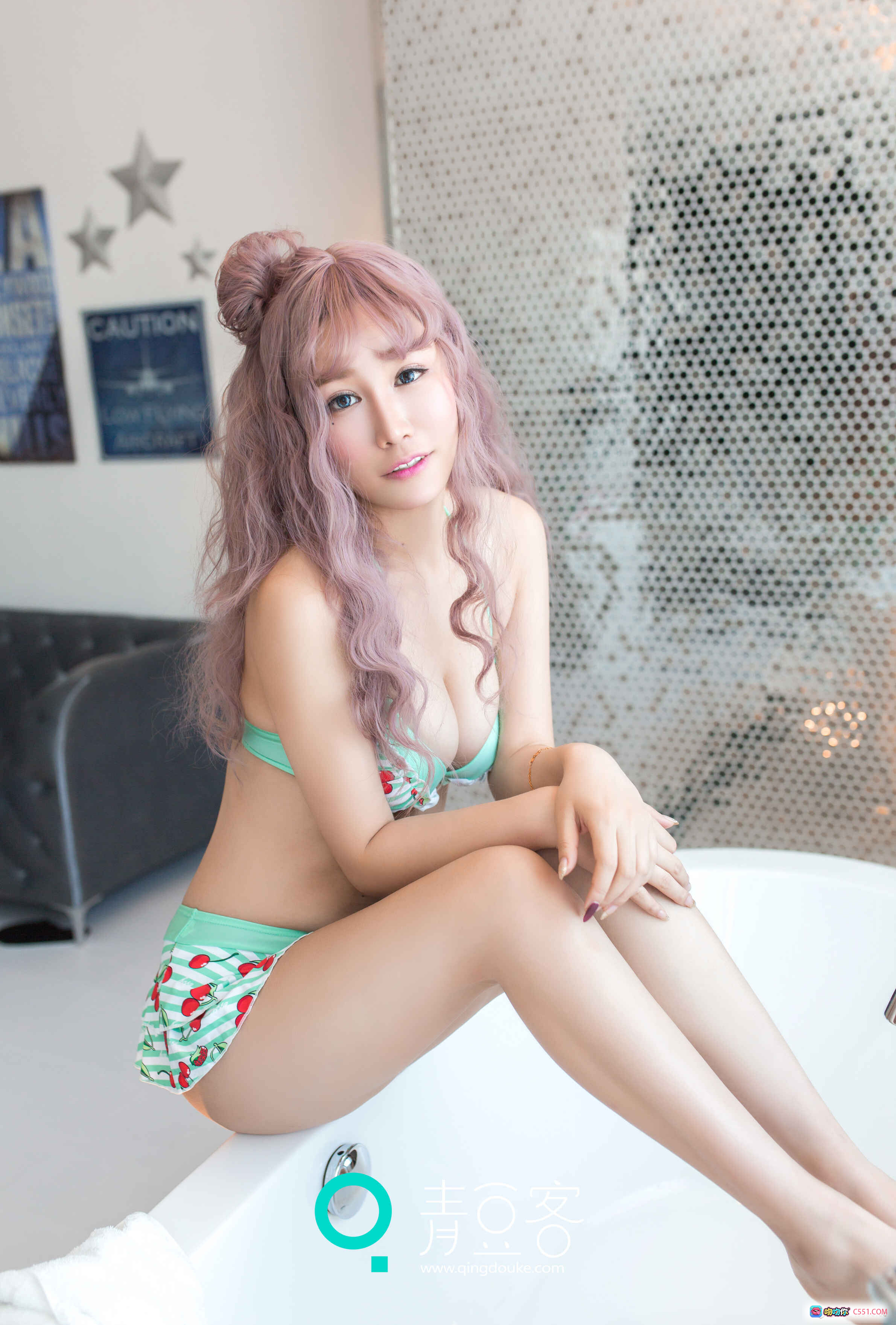 图片[10] - 美盺Yumi粉发卷发少女风内衣写真｜青豆客2016清新甜美私房摄影 - 就要吻