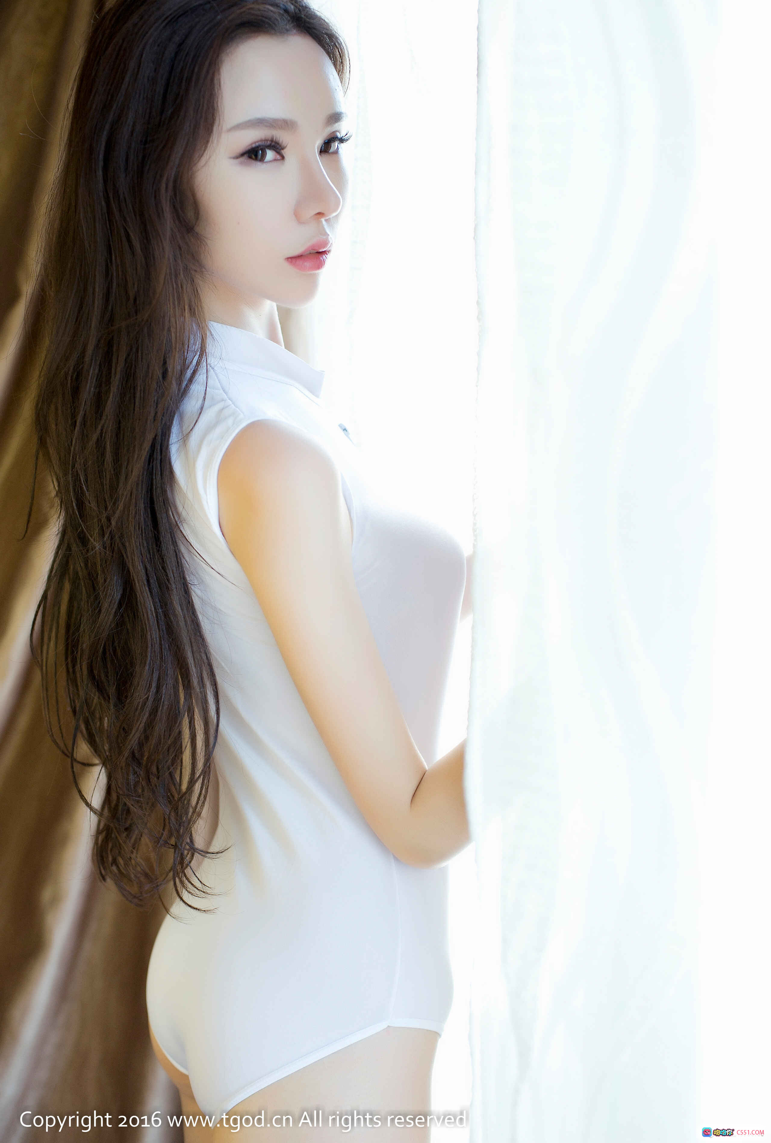 图片[4] - 萌琪琪Lrene白色制服诱惑写真 长发美腿黑丝袜居家私房摄影 2016青豆客高清图集 - 就要吻