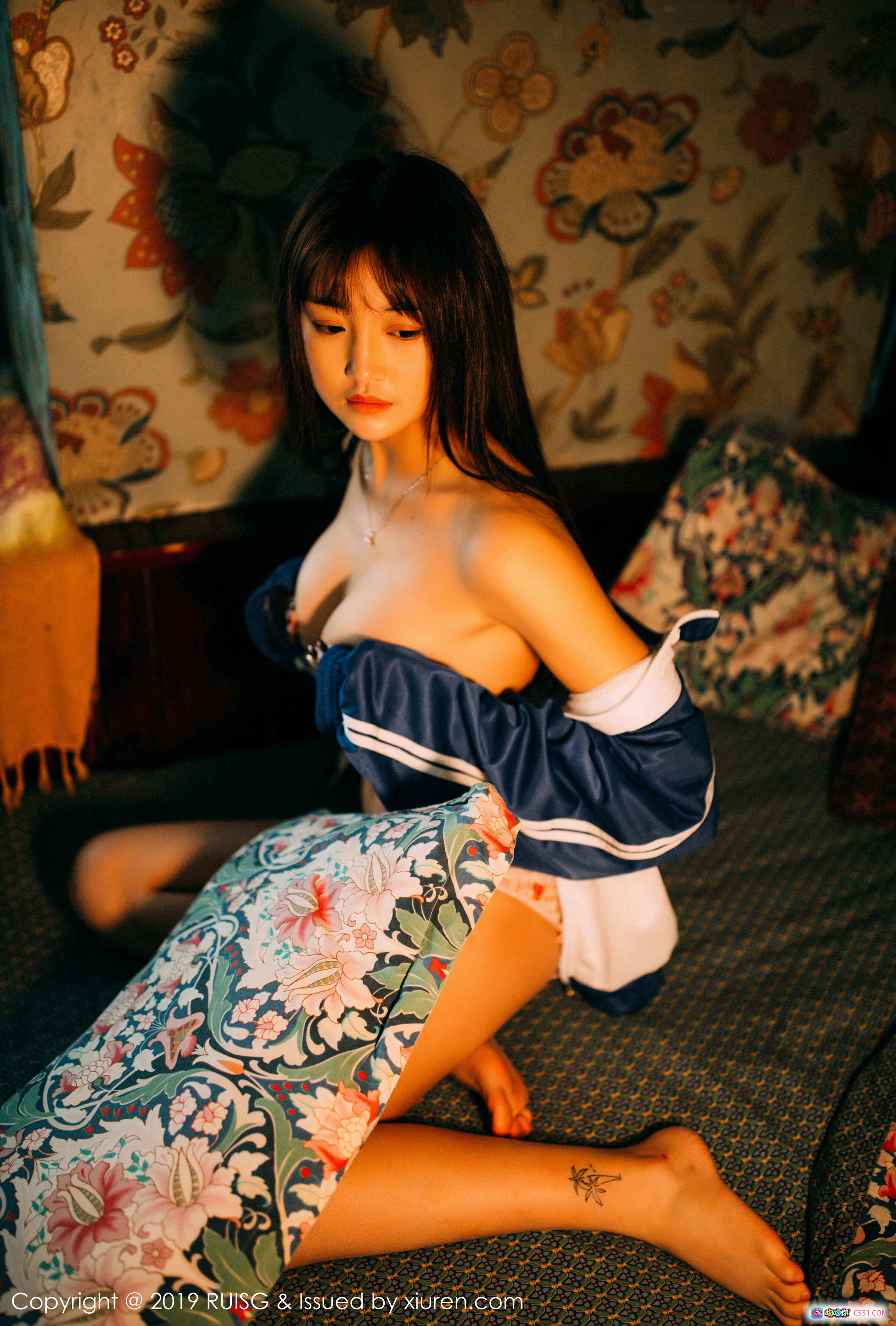 图片[8] - RUISG瑞丝馆2019.06.27 VOL.069 圆圆Daphne格子内衣写真 50P高清私房美图 精致蕾丝性感诱惑 床上姿态优雅迷人 - 就要吻