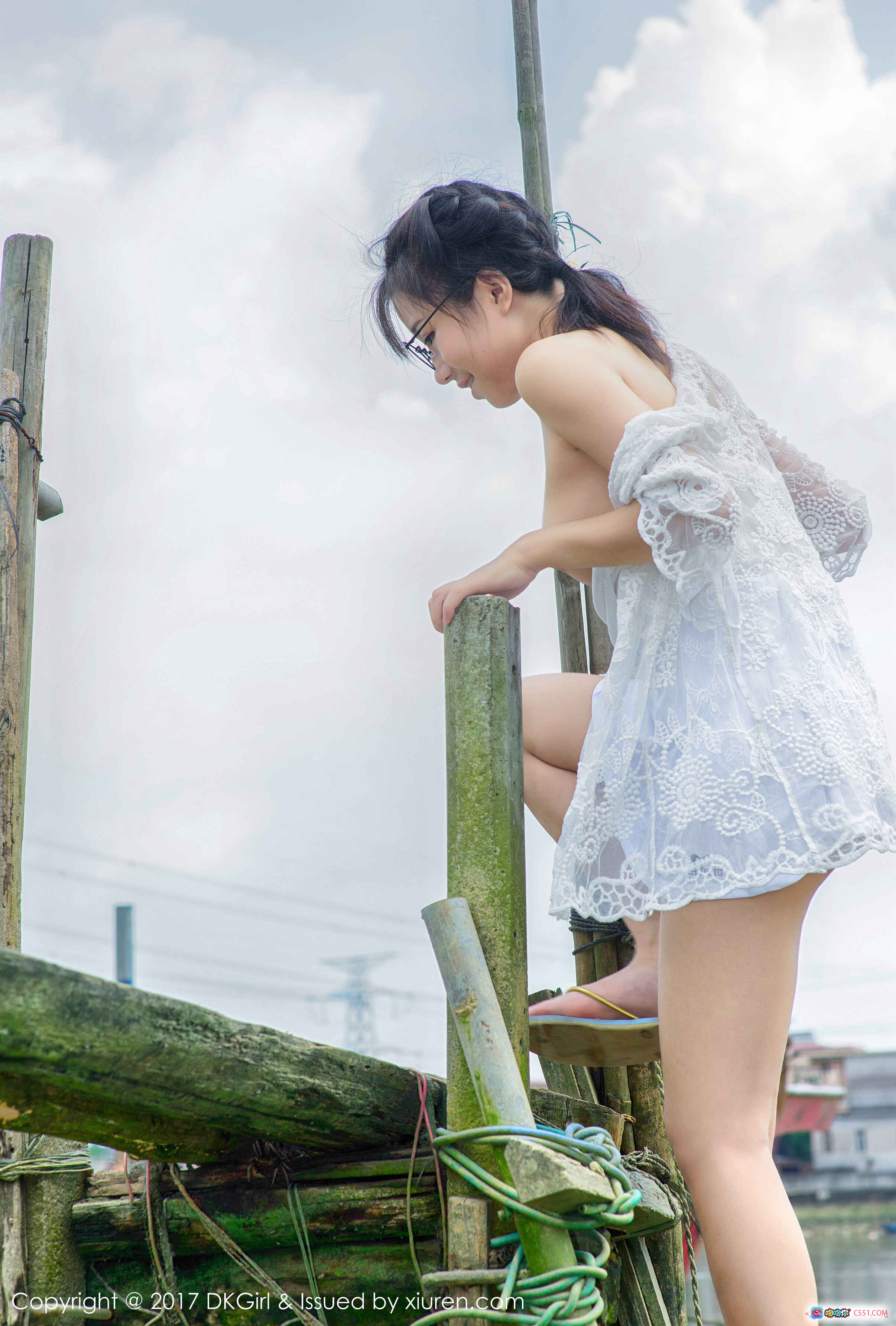 图片[7] - 仓井优香白色蕾丝透视上衣户外写真 – DKGirl 2017 VOL.051 清新自然性感美腿摄影 - 就要吻