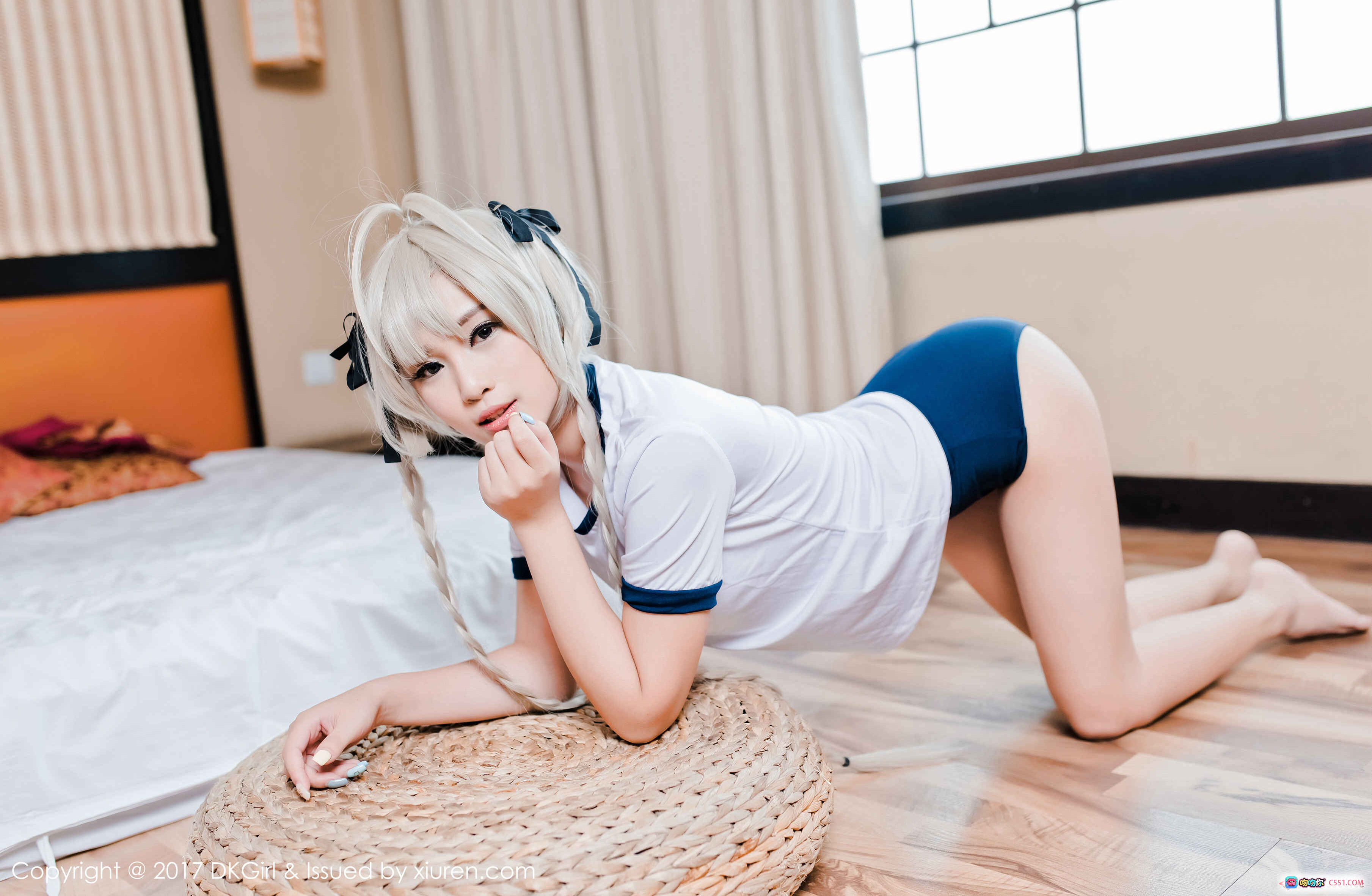 图片[9] - 萌宝儿BoA兔女郎COS写真 | 白色兔耳制服少女抱玩偶 | DKGirl2017 VOL.036高清美图 - 就要吻