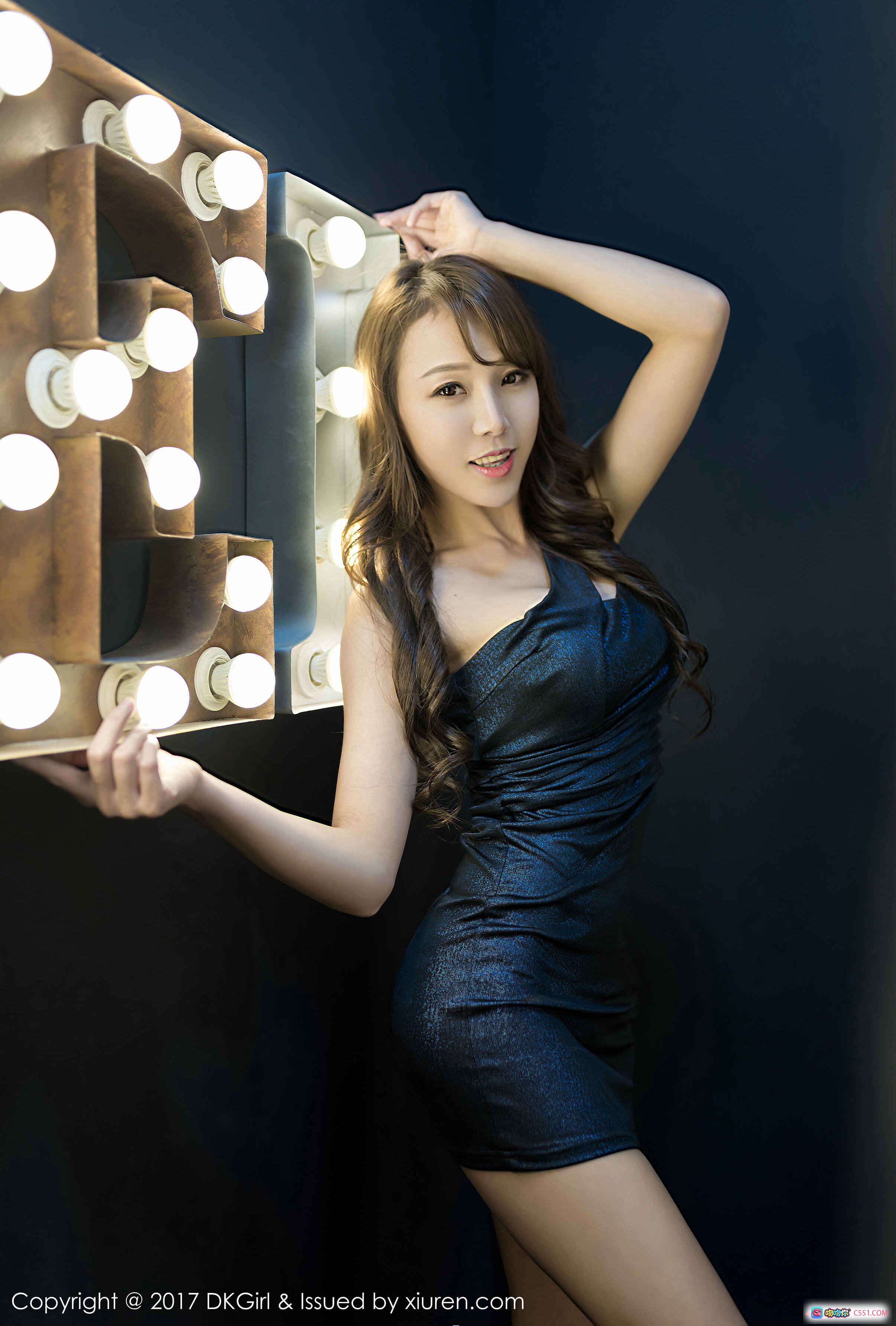 图片[2] - 王沫儿SaSa性感写真 | 黑色内衣诱惑 | 砖墙背景复古风 | DKGirl2017精选图集 - 就要吻