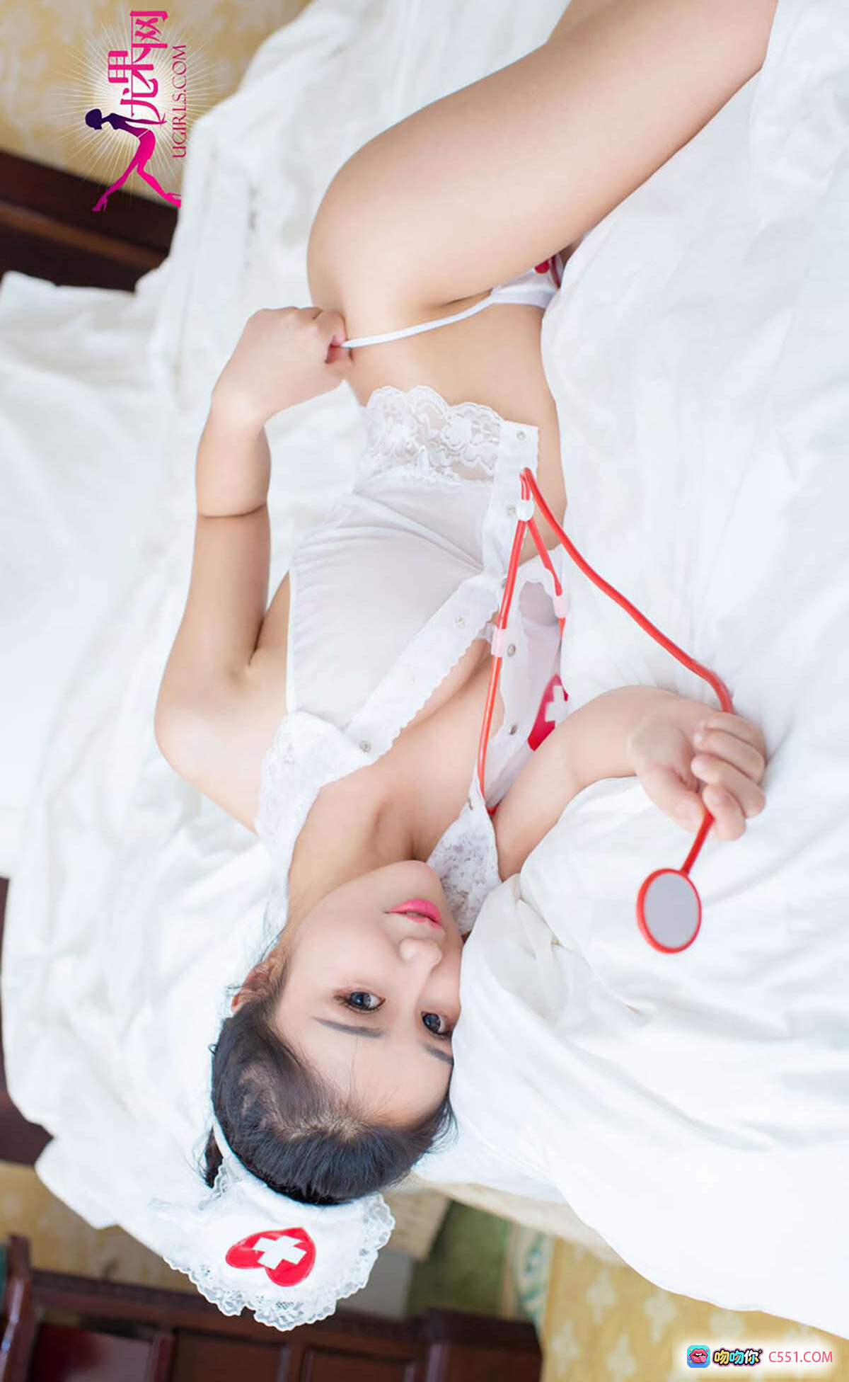 图片[7] - 琪琪护士装写真 | Ugirls尤果网爱尤物专辑2015No.152 | 白色蕾丝透视制服+红十字听诊器 | 床上性感私房照 | 40P高清图集 - 就要吻