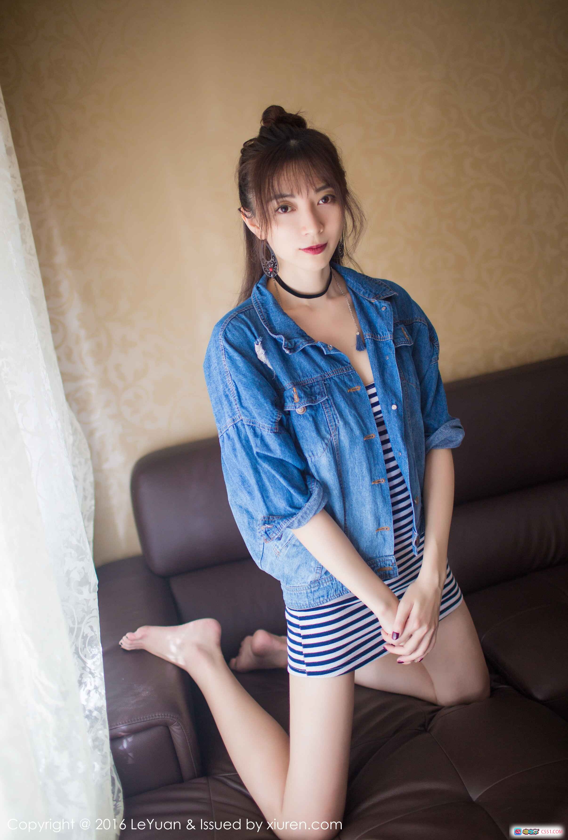 图片[9] - 楚琪kiki条纹比基尼泳装写真 | LeYuan星乐园2016.08.09 VOL.006阳台性感美拍 - 就要吻