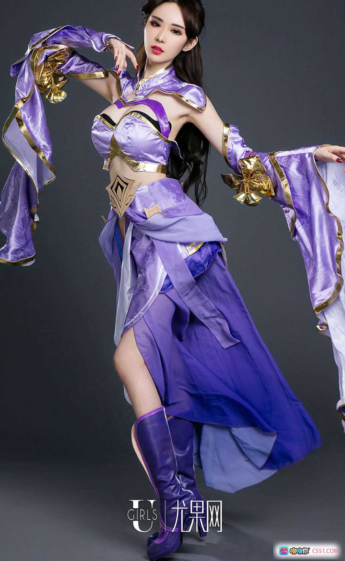 萌琪琪紫色古风cosplay写真 - Ugirls尤果网爱尤物专辑No.738高开叉长裙+金边飘带+长靴造型 - 就要吻