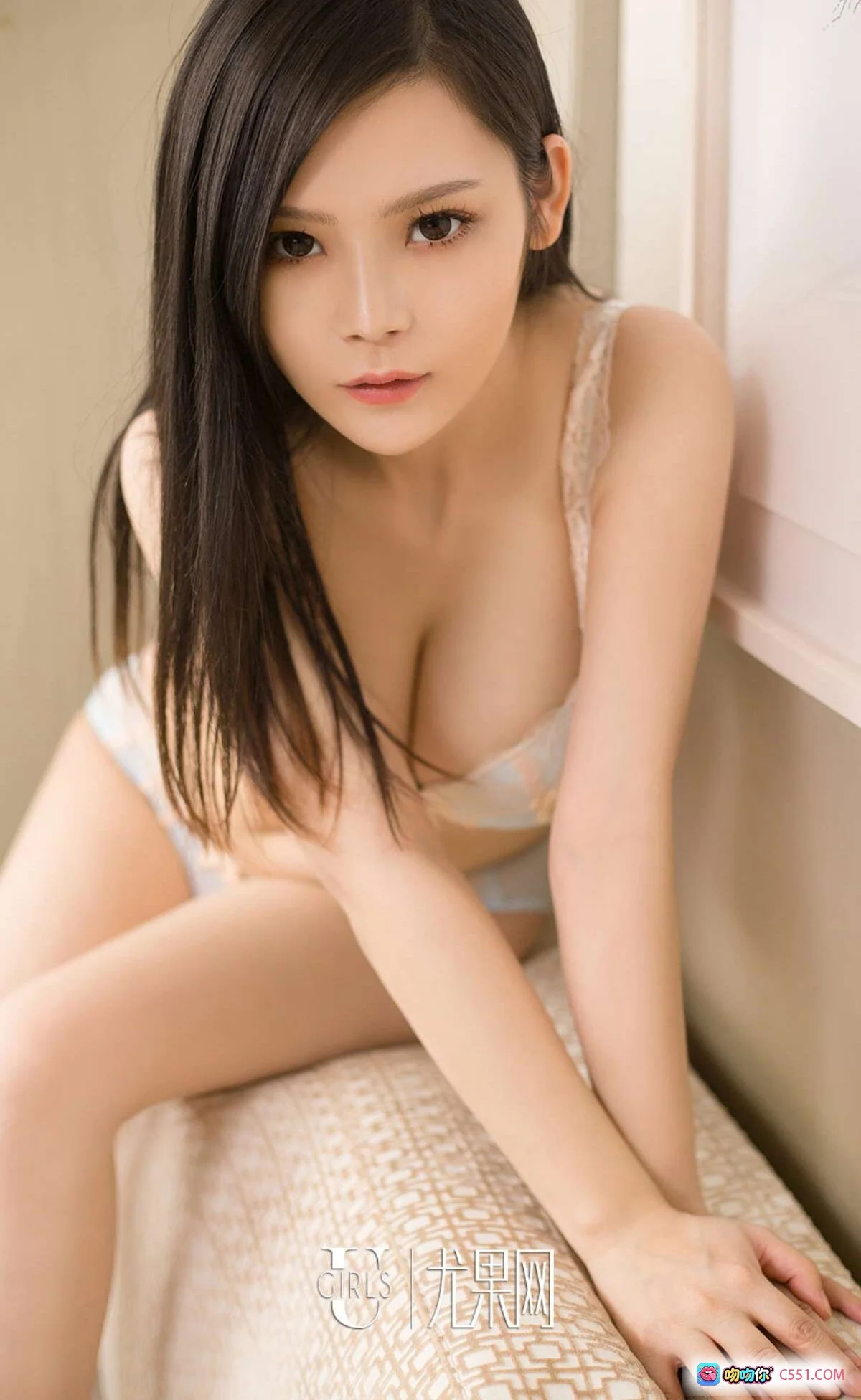 林美儿性感写真 | Ugirls尤果网爱尤物专辑No.894 | 2017.10.30高清私房美图 - 就要吻
