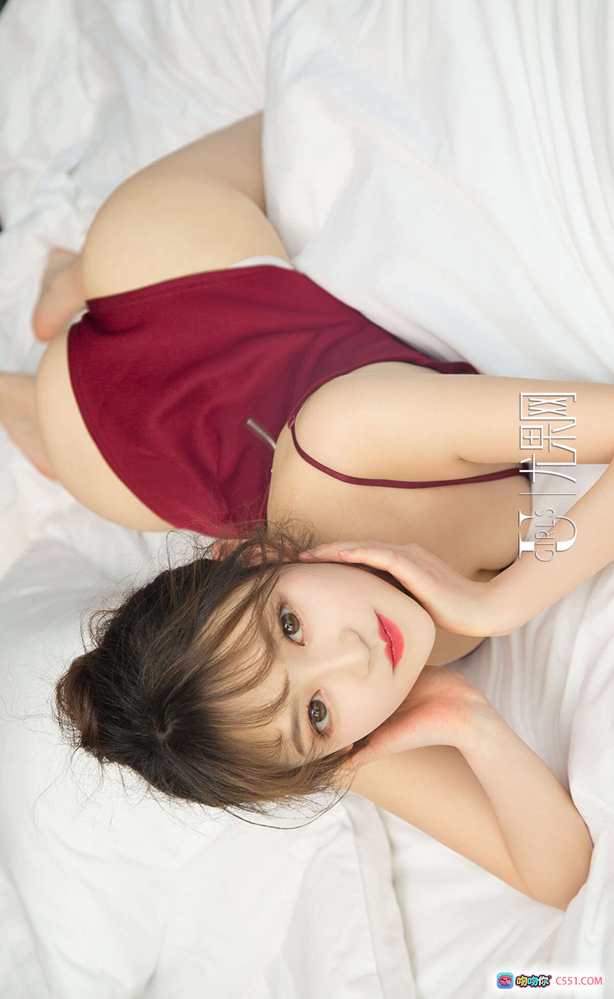 图片[3] - Ugirls尤果网爱尤物专辑No.1050小美人大性感Nancy白色露肩裙优雅坐姿写真 - 就要吻
