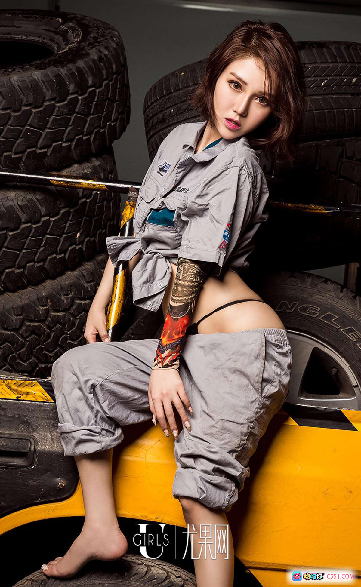 图片[9] - 王尔琳性感写真 | Ugirls尤果网爱尤物专辑No.413 | 黑色蕾丝内衣车拍美臀诱惑 | 2016.07.05高清私房照 - 就要吻