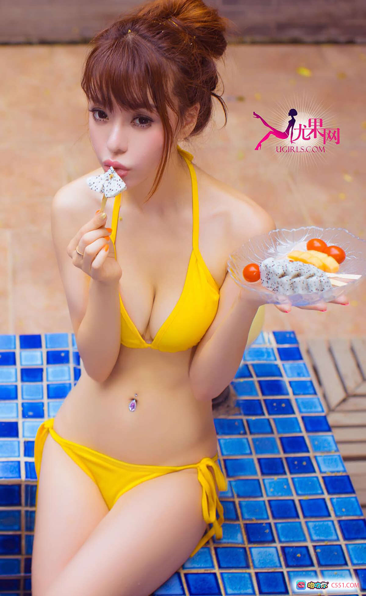 图片[10] - 赵芊羽仙气飘飘写真｜Ugirls尤果网爱尤物专辑No.156｜黄色渔网衫粉色内裤性感私房照 - 就要吻