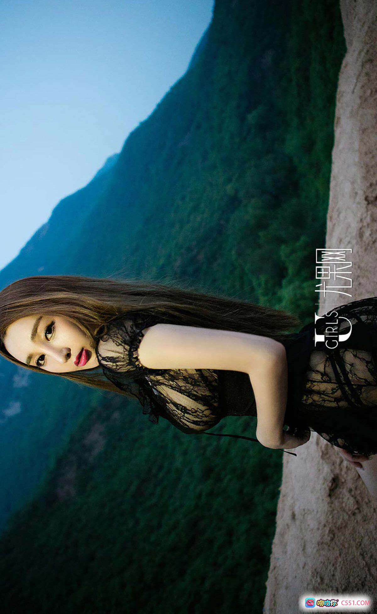 图片[3] - 溪甜户外溪边岩石写真 | 白衬衫黑短裙性感美腿 | Ugirls尤果网爱尤物专辑No.420 2016.07.12 - 就要吻