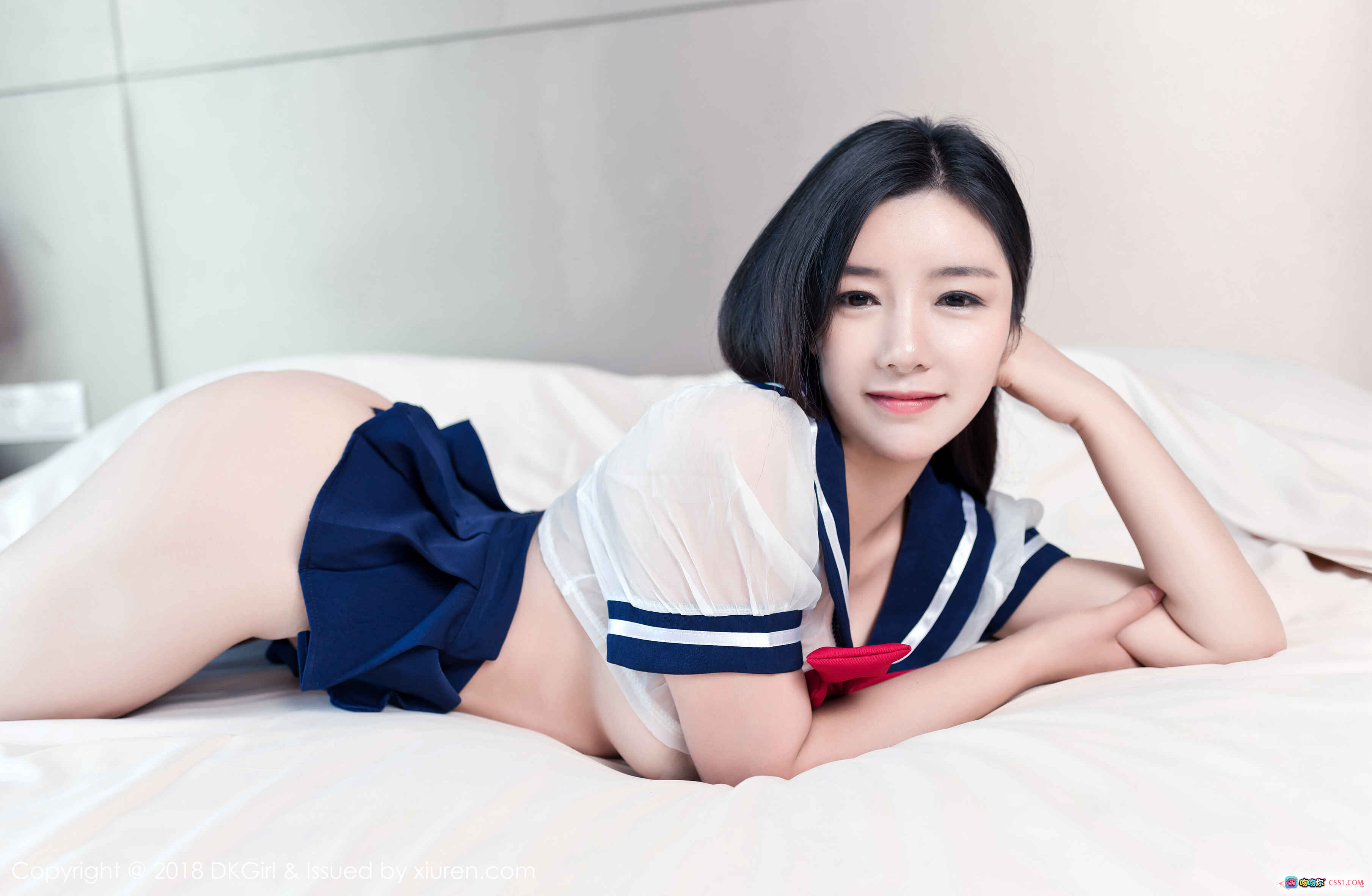 图片[4] - DKGirl媛美人2018.03.05 VOL.061 水手服少女窗边写真 黑长直美腿黑丝袜 透明上衣红蝴蝶结校园风性感私房照 - 就要吻