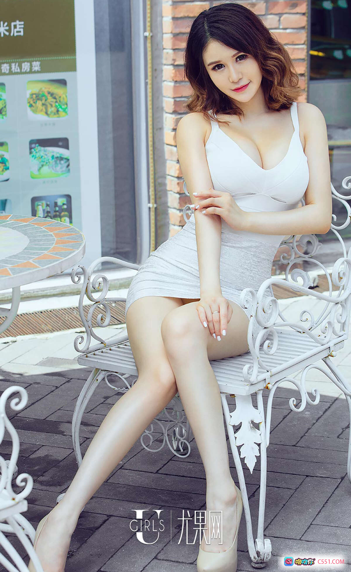 图片[4] - Ugirls尤果网爱尤物No.419颜爱泽兔女郎蕾丝女仆装写真 木屋背景甜美性感私房照 - 就要吻