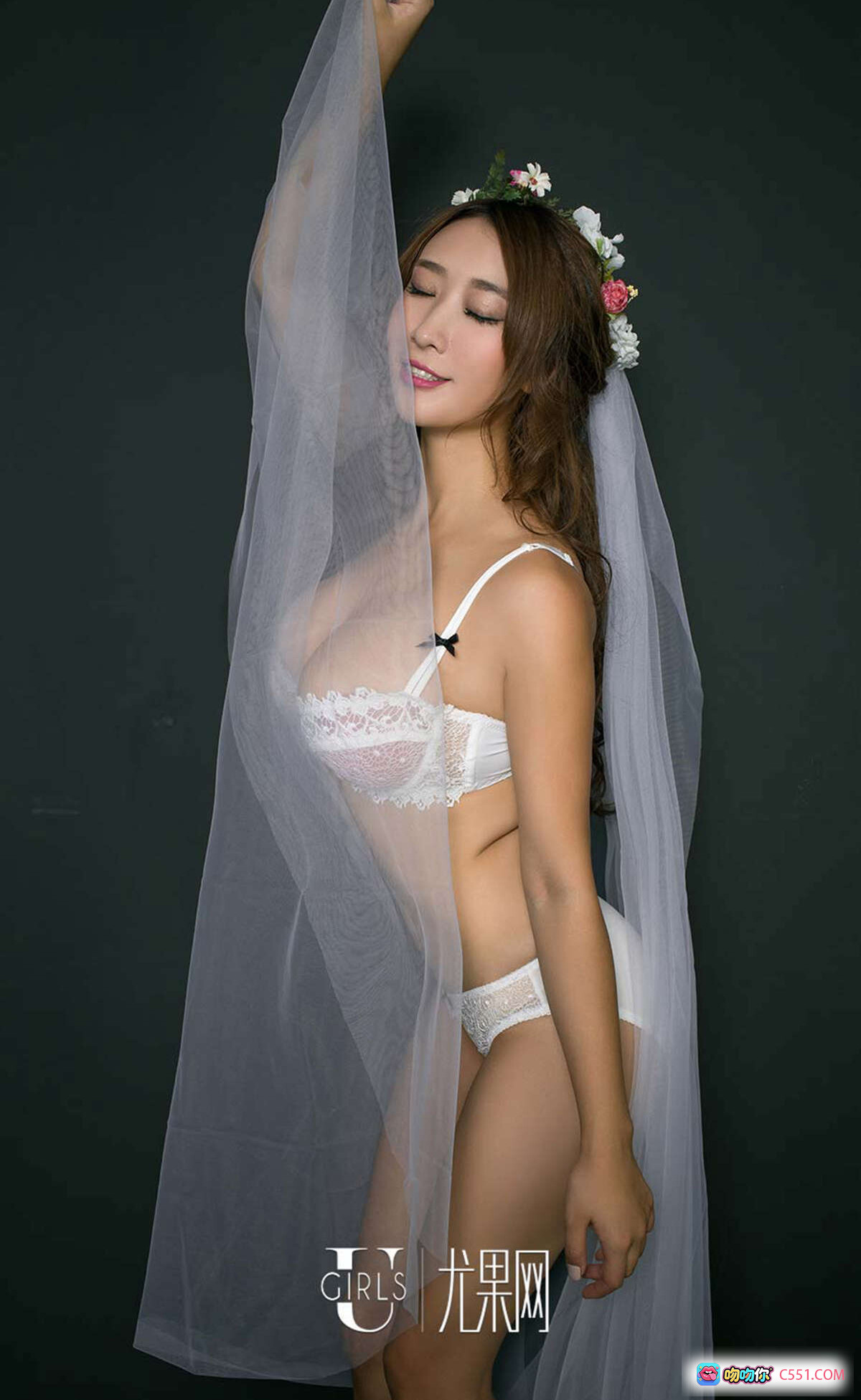 图片[9] - 姜雨宏性感写真 | Ugirls尤果网爱尤物专辑No.506 | 2016.10.06高清美图 | 优雅床照私房诱惑 - 就要吻