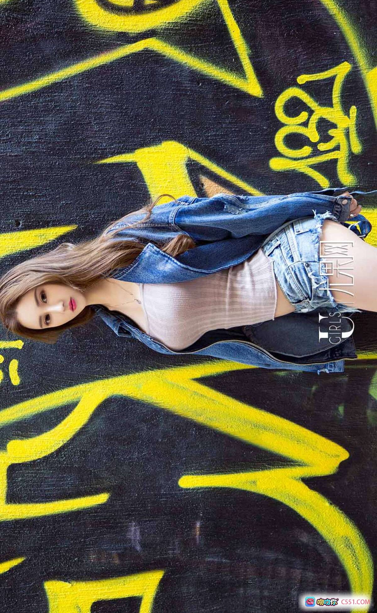 图片[9] - 程梓优雅蕾丝深V连衣裙写真 | Ugirls尤果网爱尤物专辑No.956 | 美腿高跟酒杯氛围感大片 - 就要吻