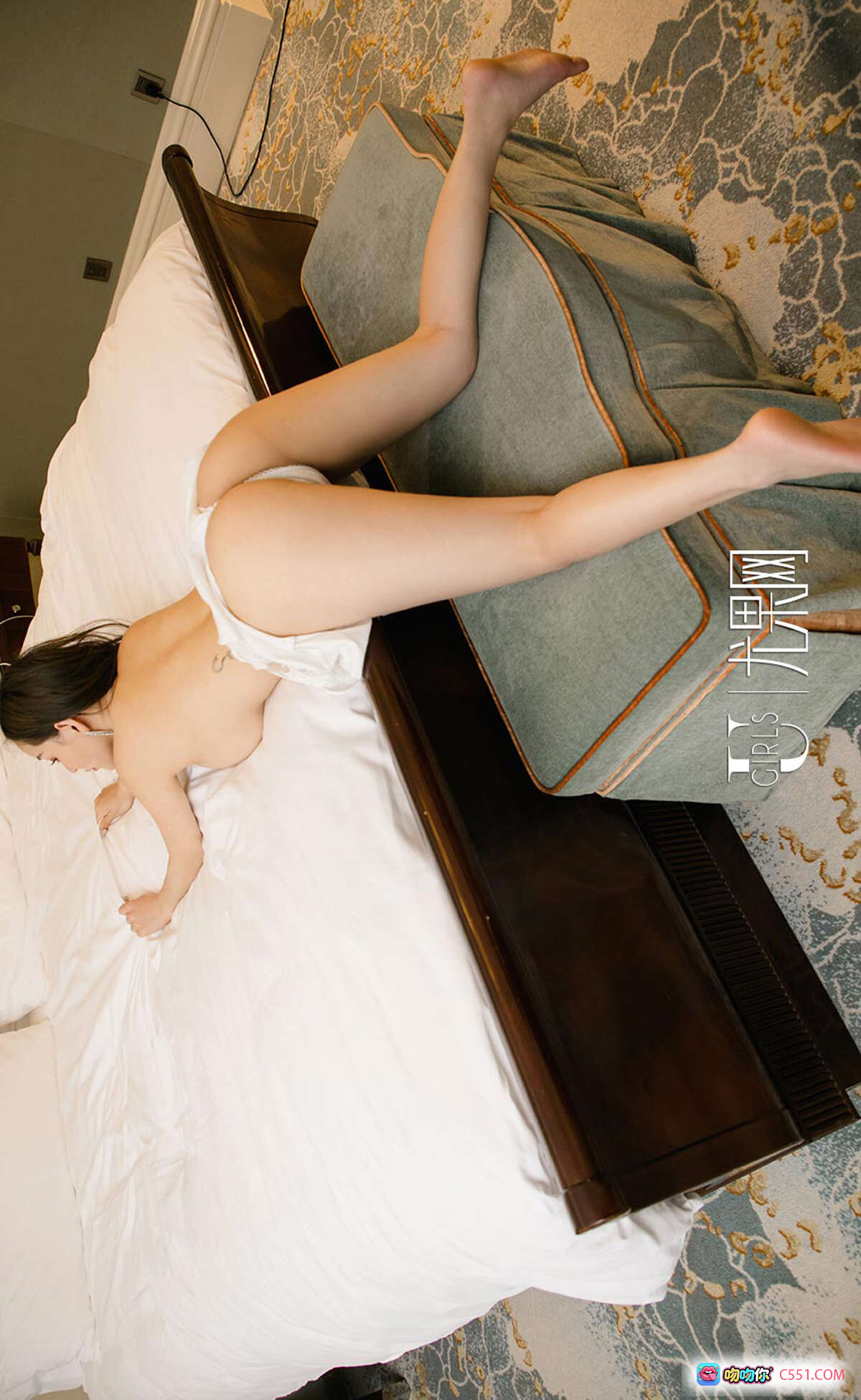 图片[8] - 周波儿性感写真 | Ugirls尤果网爱尤物专辑No.1400 | 黑色蕾丝内衣私房照 | 2019年3月20日高清图集 - 就要吻