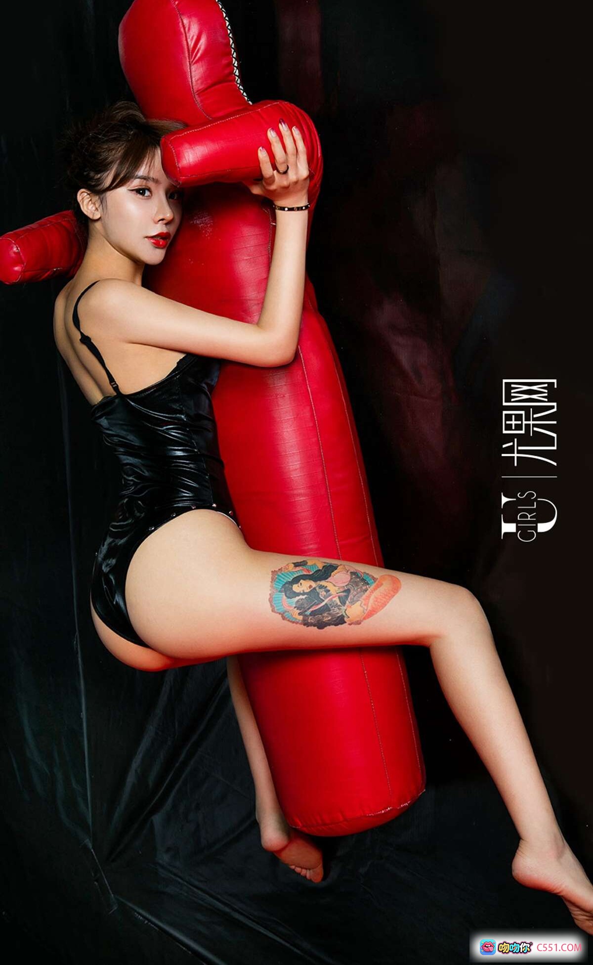 图片[9] - Ugirls尤果网爱尤物No.1005红花旗袍内衣写真 美女模特性感私房照 2018.02.18合集 - 就要吻