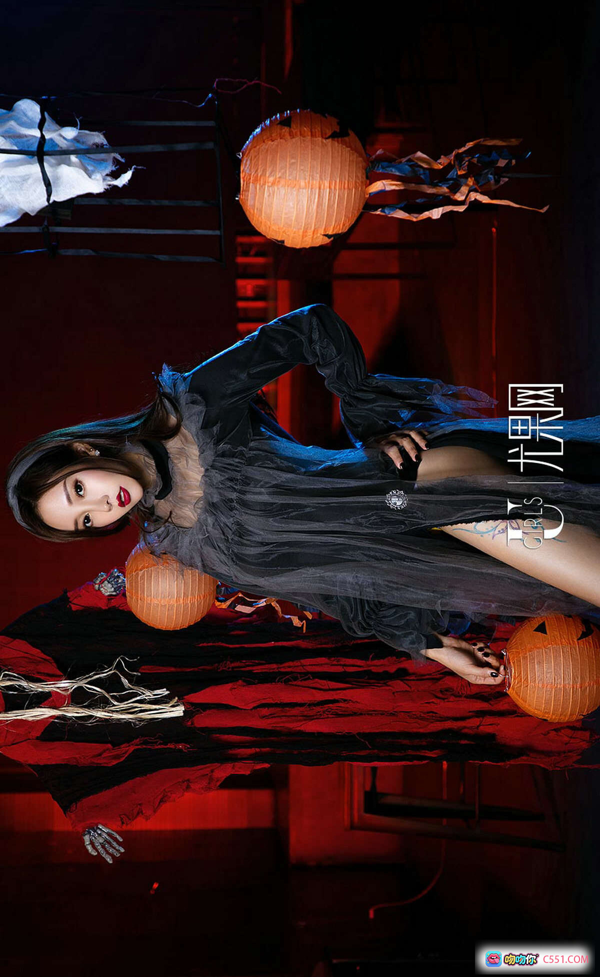 图片[7] - Ugirls尤果网爱尤物No.1261苏可可松果儿精灵耳黑红内衣写真35P性感私房照 - 就要吻