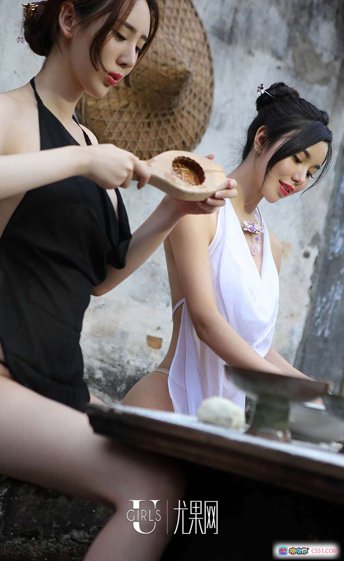 图片[8] - Ugirls尤果网2016中秋特辑No.485 模特沈佳熹性感写真 163cm三围90/57/90 红色蕾丝内衣 中国内地模特演员 射手座 北京籍 45kg 旅游美容服饰爱好 - 就要吻