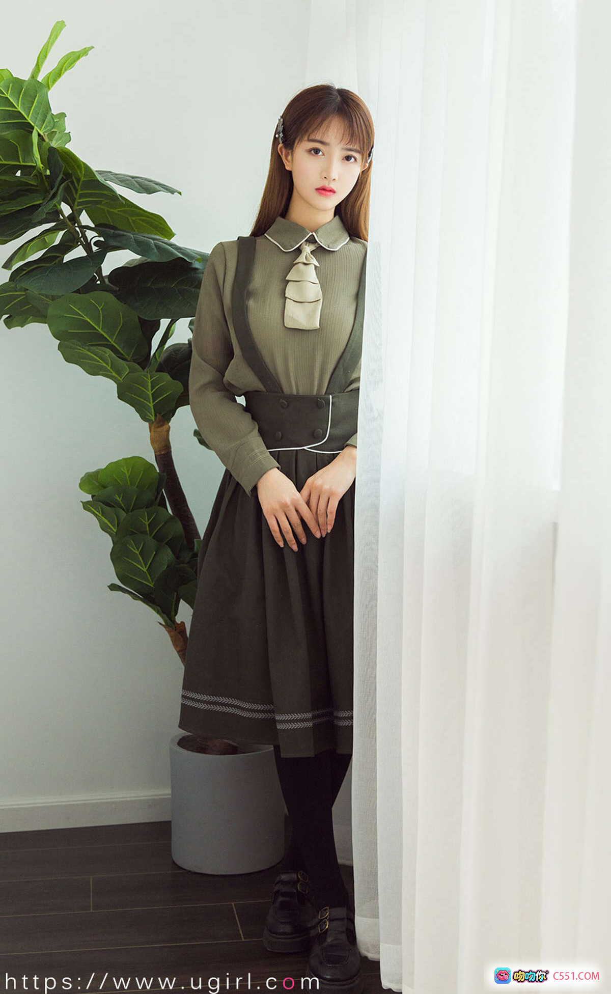 图片[5] - 小汐粉色针织衫搭配亮面短裙写真 | Ugirls尤果网爱尤物专辑No.1657 2019.12.03 甜美清新风格35P - 就要吻