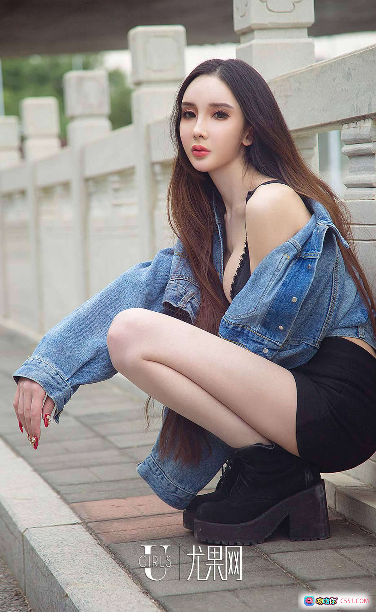 图片[2] - 阿依努尔瓦娅白色荷叶边衬衫黑裤写真 | Ugirls尤果网爱尤物专辑No.1238优雅性感高清图集 - 就要吻