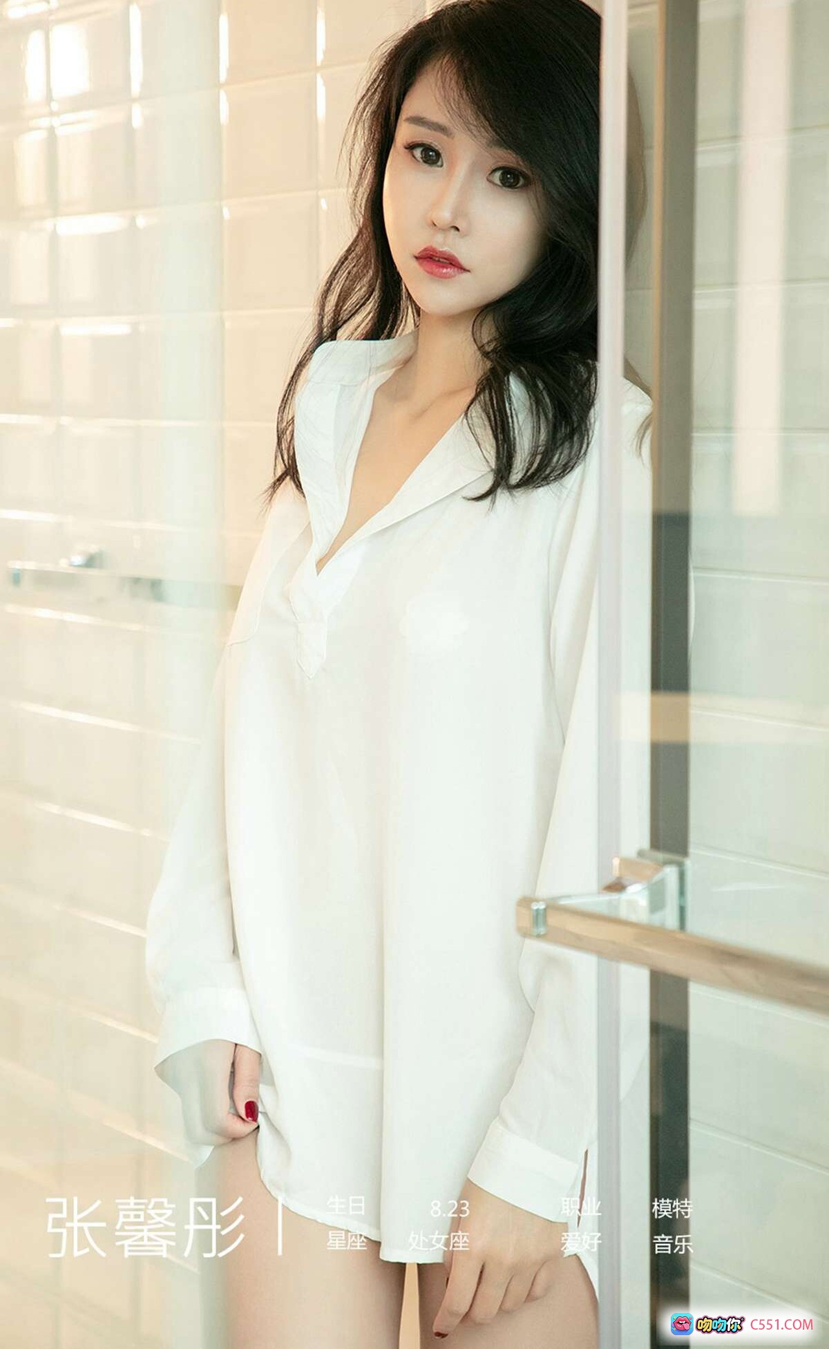 图片[10] - 张馨彤黑色连体泳衣写真 | 尤果网爱尤物专辑No.1459 | 性感优雅室内窗边私房照 - 就要吻