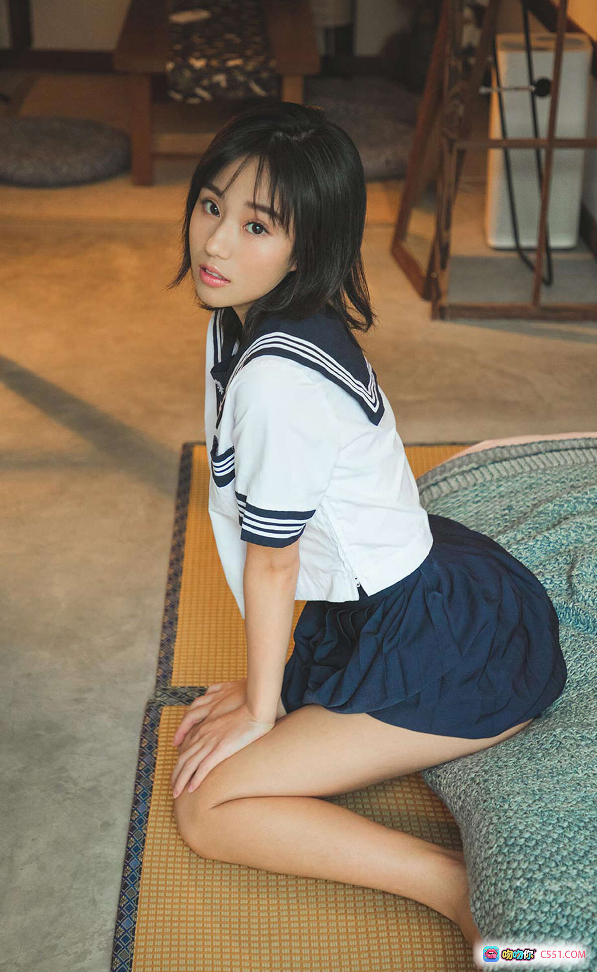 图片[4] - Ugirls尤果网爱尤物专辑No.1596 Baileys香儿日系水手服少女写真35P44M榻榻米居家美拍 - 就要吻