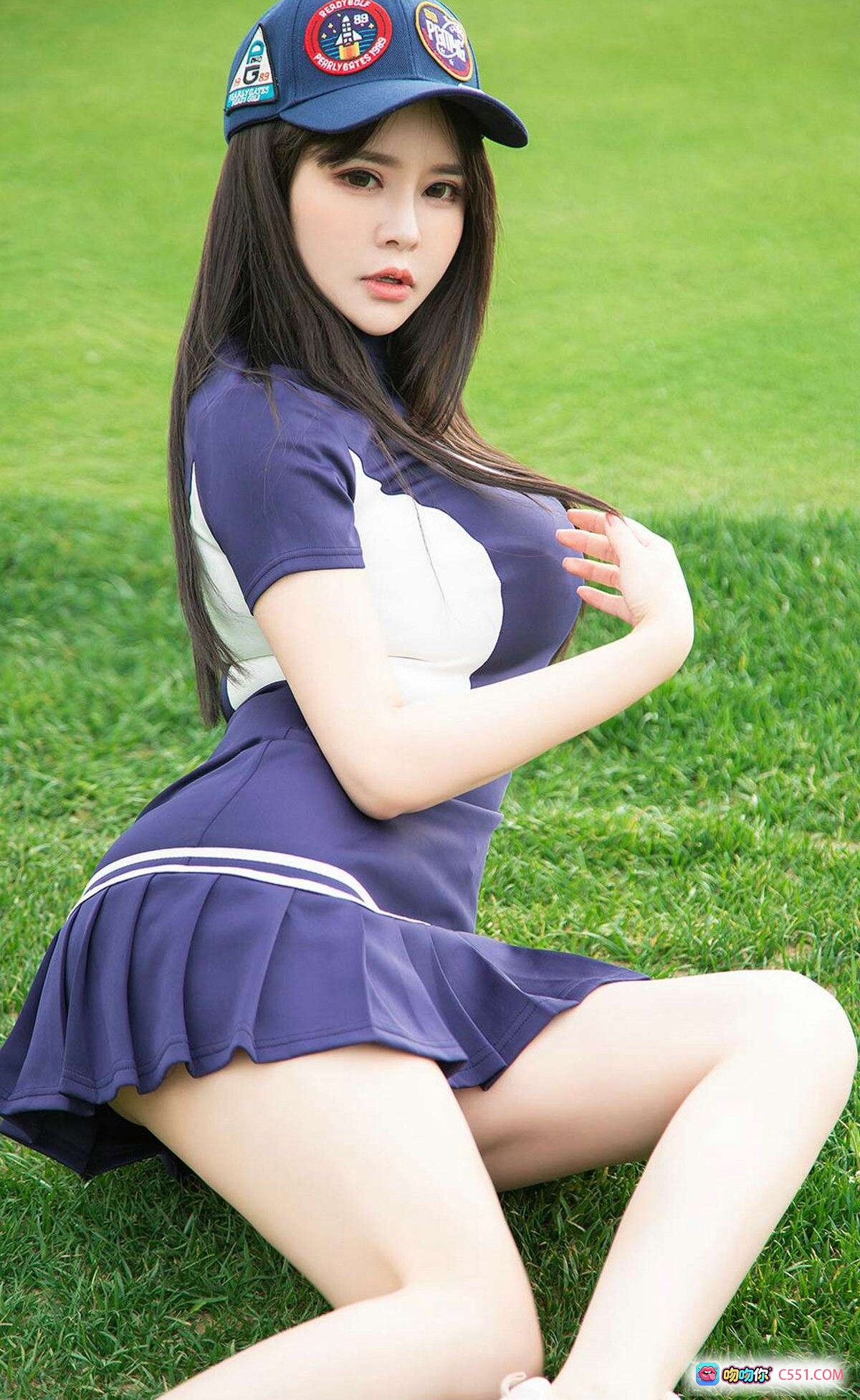 图片[7] - 金baby粉色运动风写真 | 高清尤果网爱尤物专辑No.1450 | 草坪美拍性感长裙搭配棒球帽 - 就要吻