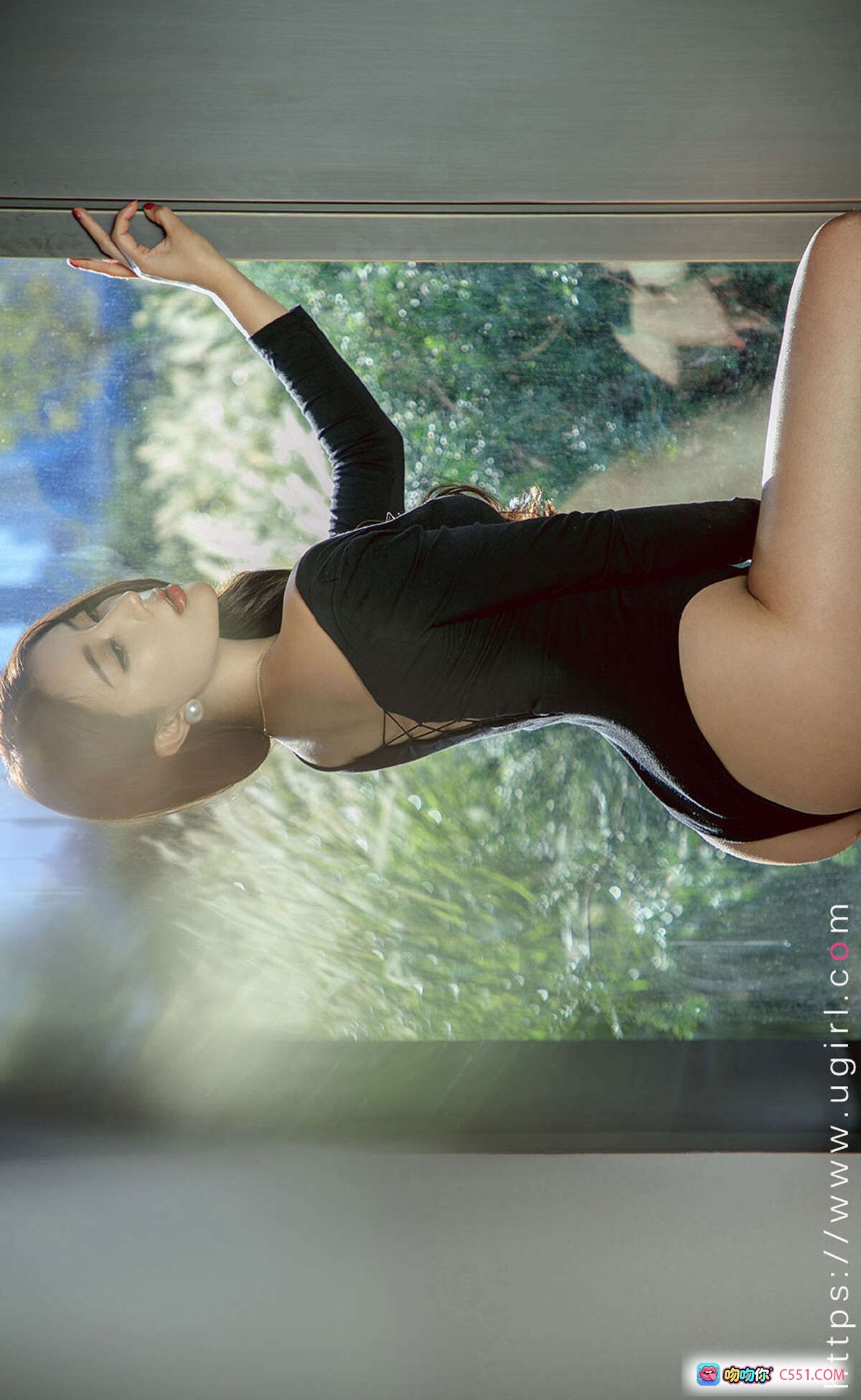图片[7] - Ugirls尤果网爱尤物专辑筱慧私密美图写真 2019.12.20 No.1675 35P高清性感黑衣窗边姿态 - 就要吻