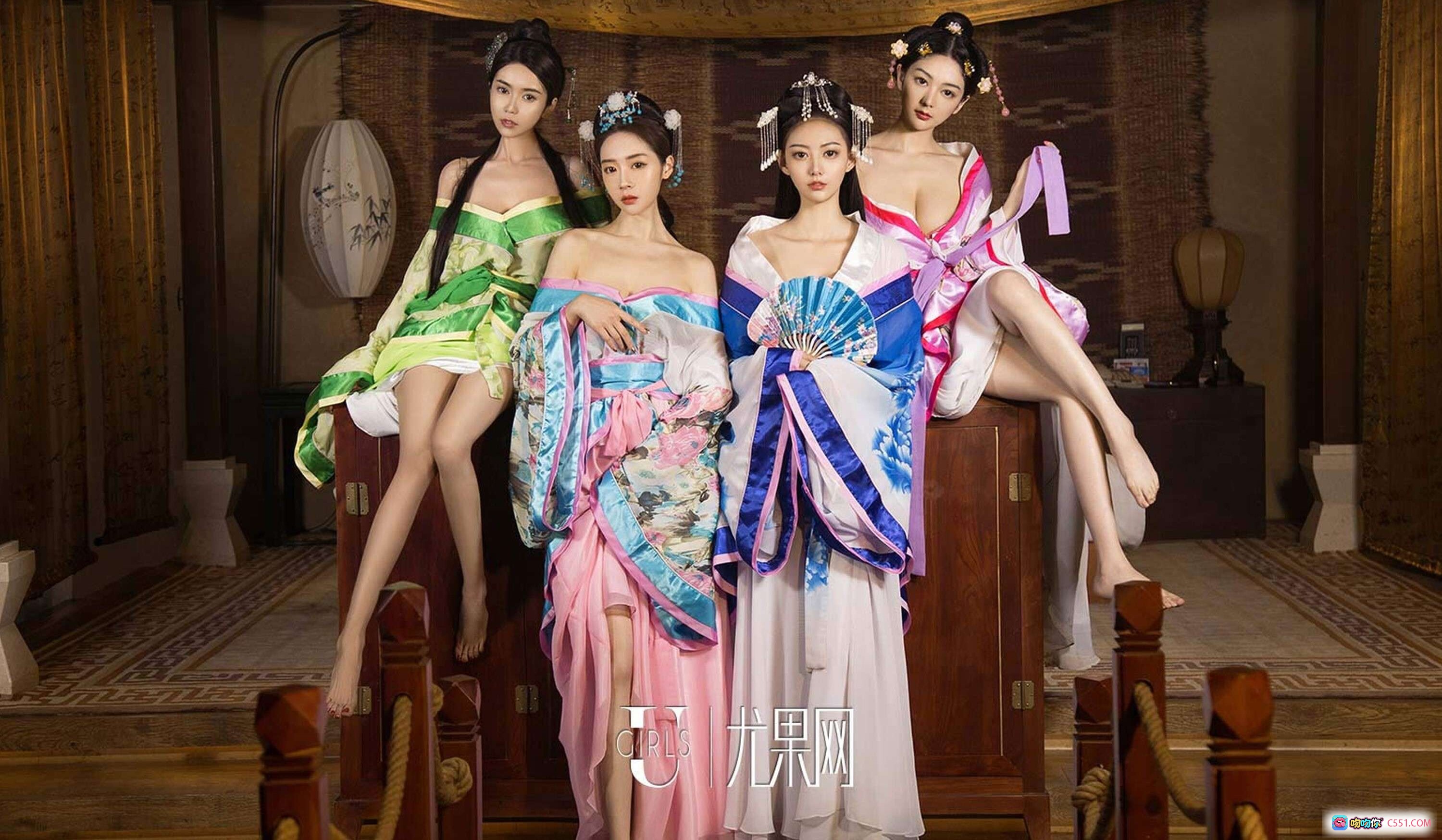 图片[9] - Ugirls尤果网爱尤物No.1125端午古风写真｜青衣白裙古典美人｜盘发簪花优雅坐姿｜高清私房艺术摄影 - 就要吻