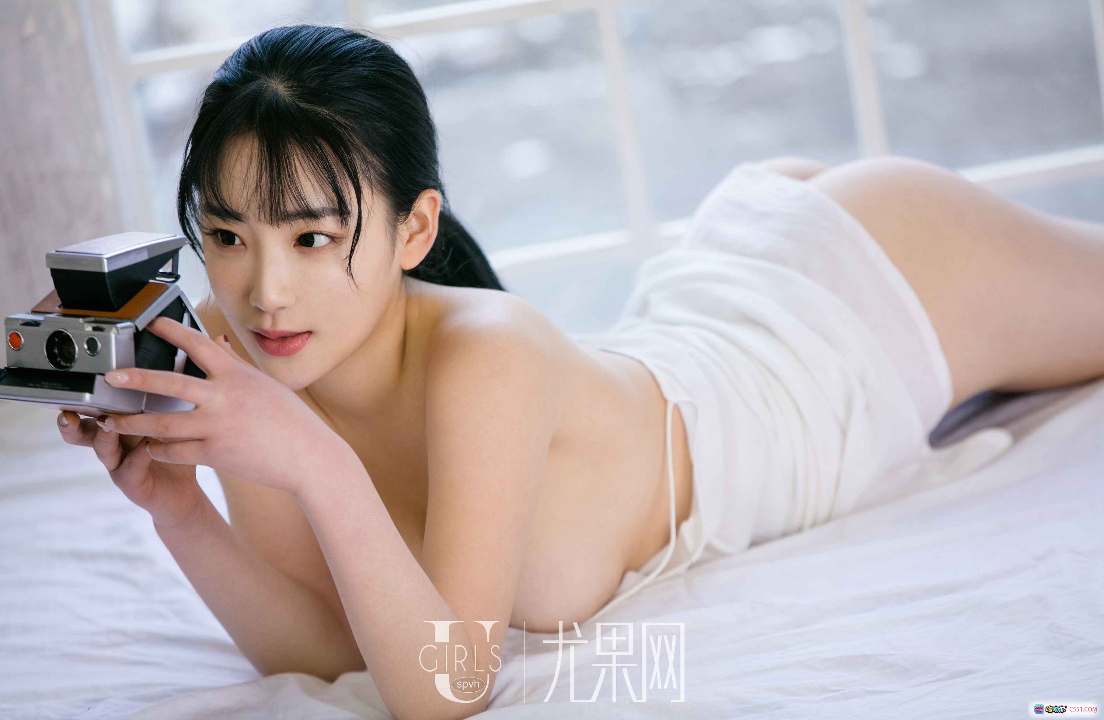 图片[2] - 张雪馨黄色露肩针织上衣性感写真 | Ugirls尤果网2017年5月3日U270高清图集 - 就要吻