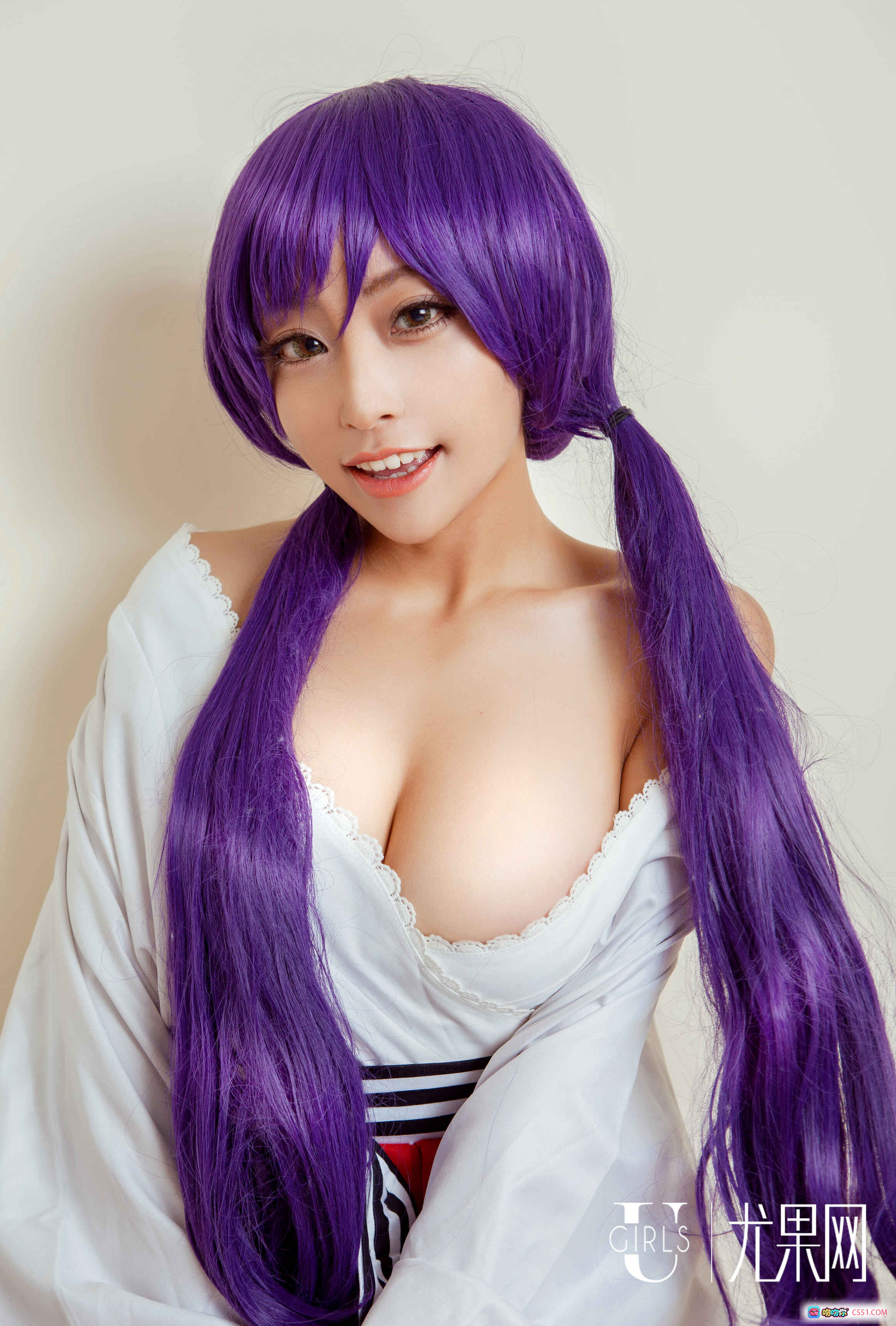 图片[2] - UG U178素衣紫发cosplay写真 白红渐变和风服饰甜美微笑少女风造型 - 就要吻