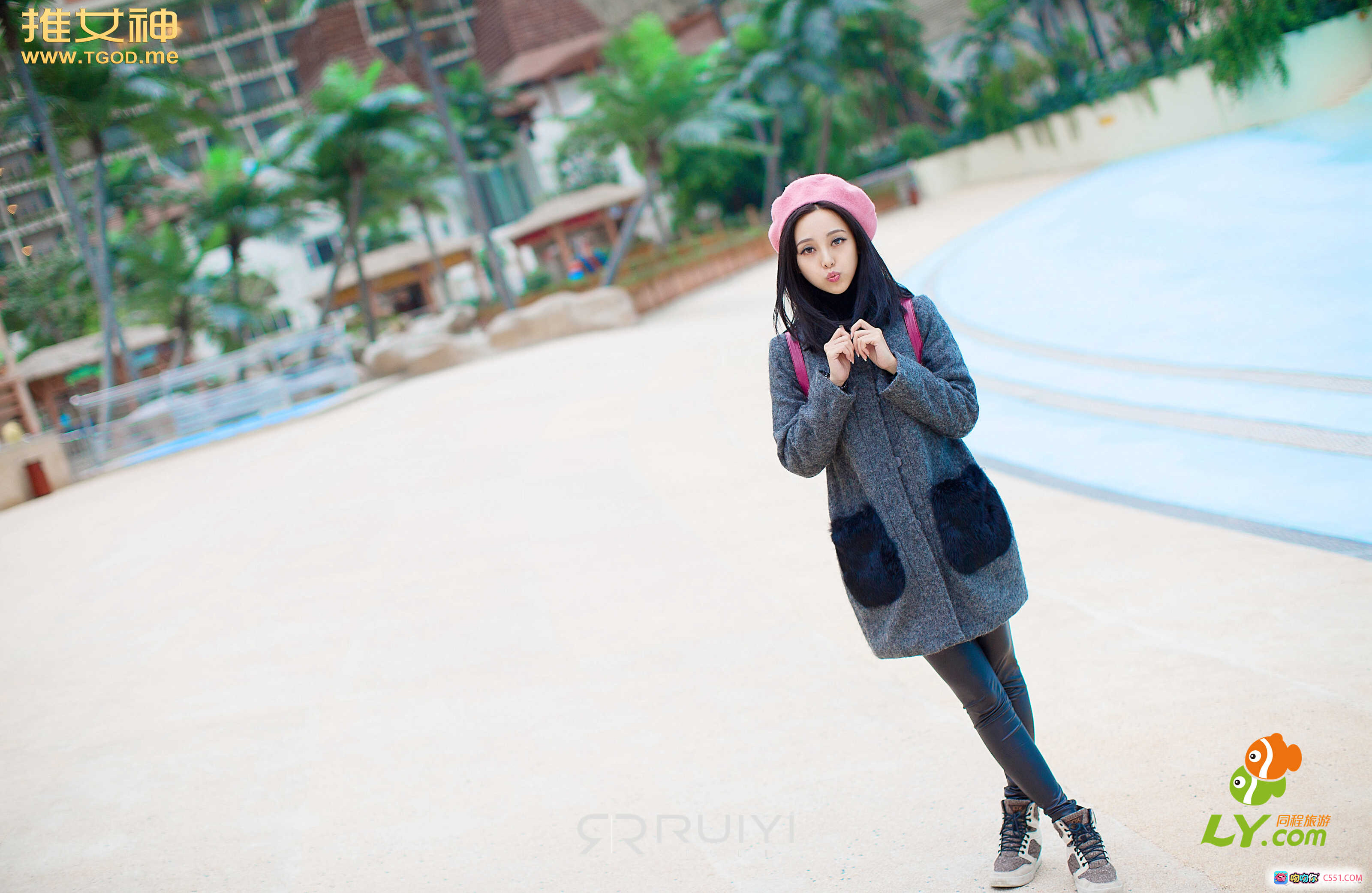 梁晶莹小范冰冰蜀都风情写真 | 白裙优雅咖啡厅光影大片 | TGOD推女神2015精选美图 - 就要吻