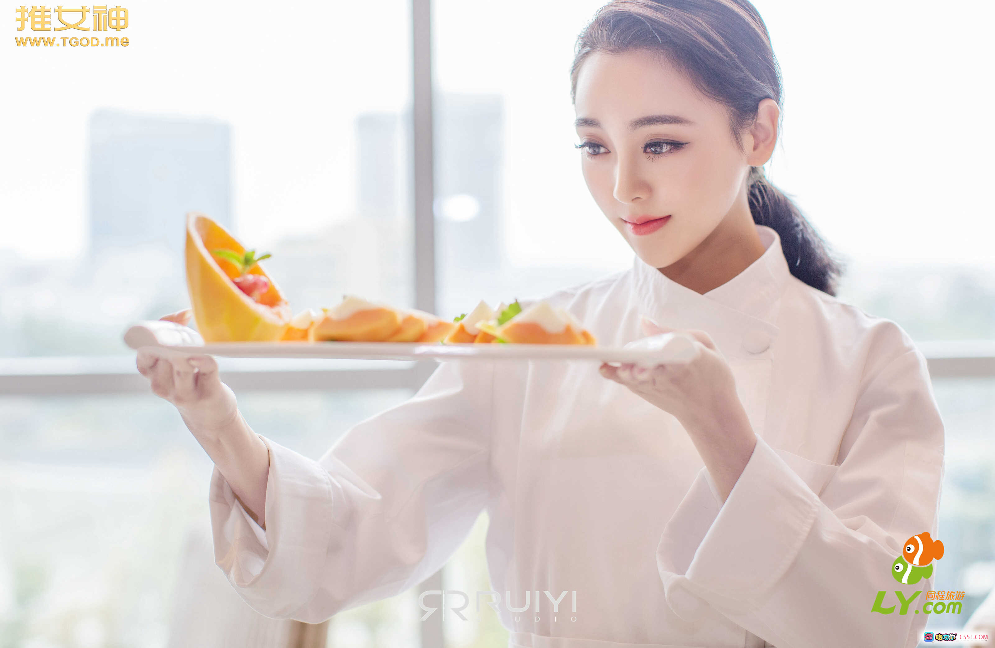 图片[10] - 梁晶莹小范冰冰蜀都风情写真 | 白裙优雅咖啡厅光影大片 | TGOD推女神2015精选美图 - 就要吻