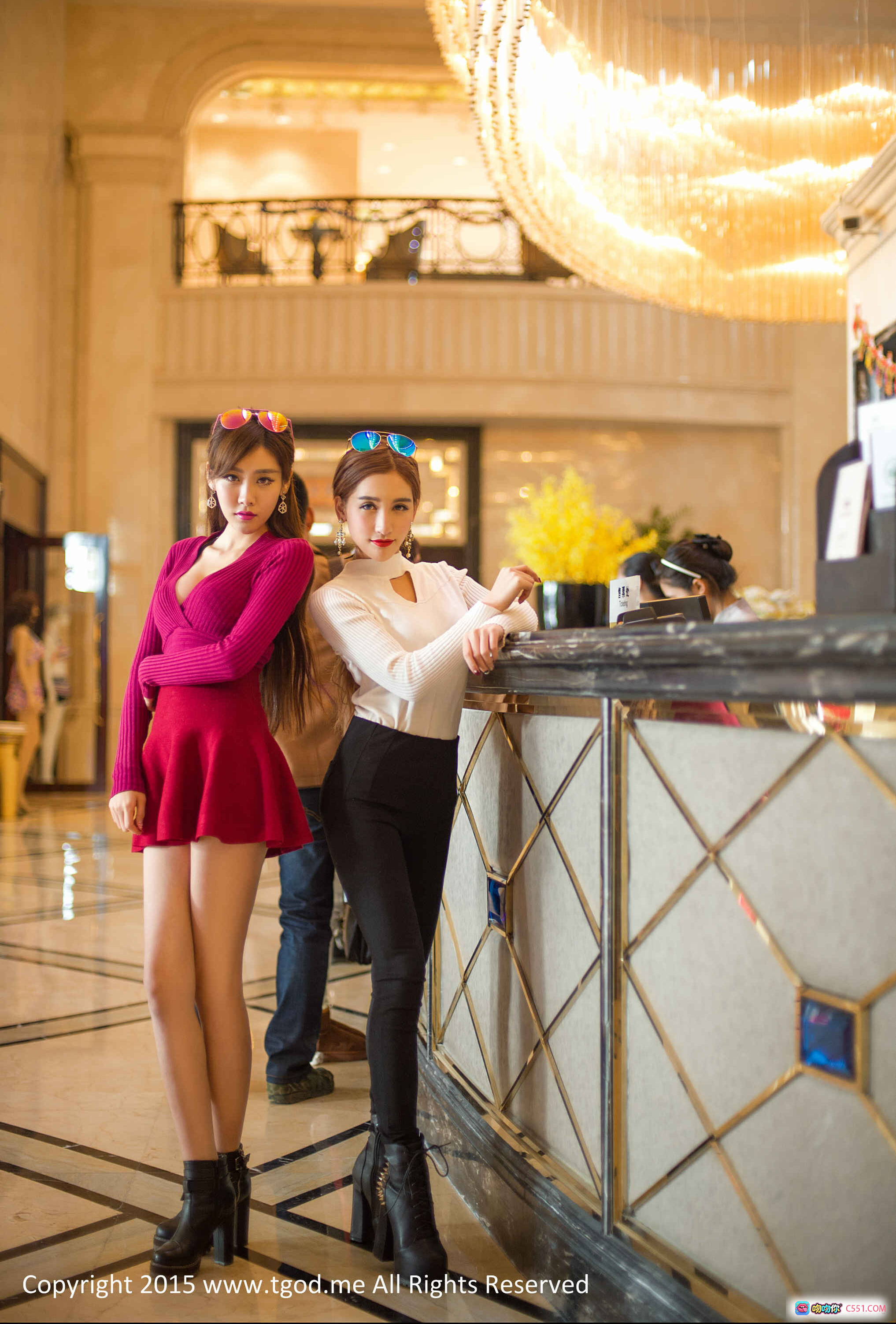 图片[2] - TGOD推女神Ice艾希程小烦2015春日户外写真 白衣红唇比耶微笑 绿野竹林温泉度假风清新自然美拍 - 就要吻