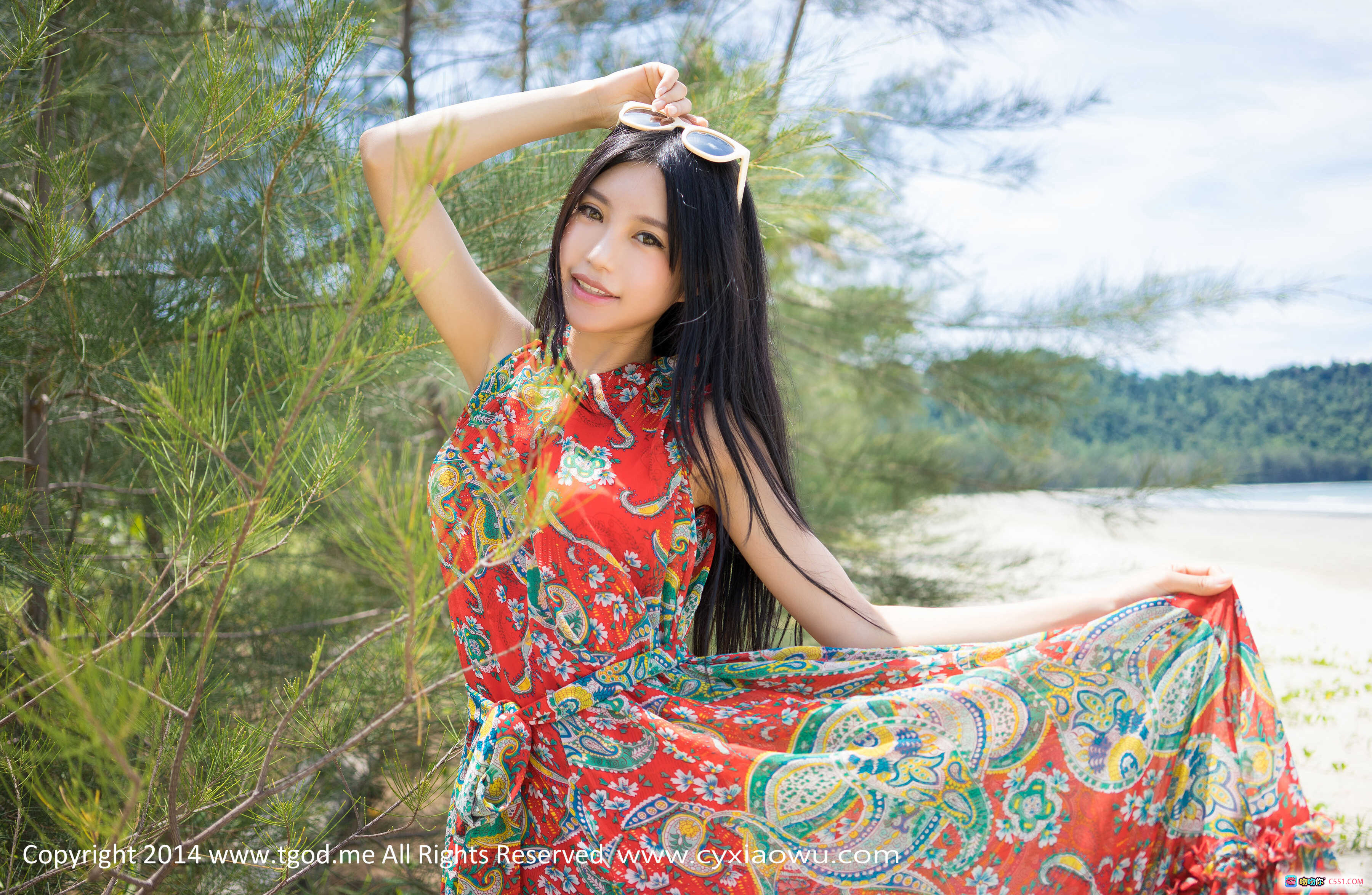 图片[5] - 绮里嘉ula沙巴旅拍写真｜白色钩花泳衣沙滩美拍｜TGOD推女神2014精选图集 - 就要吻