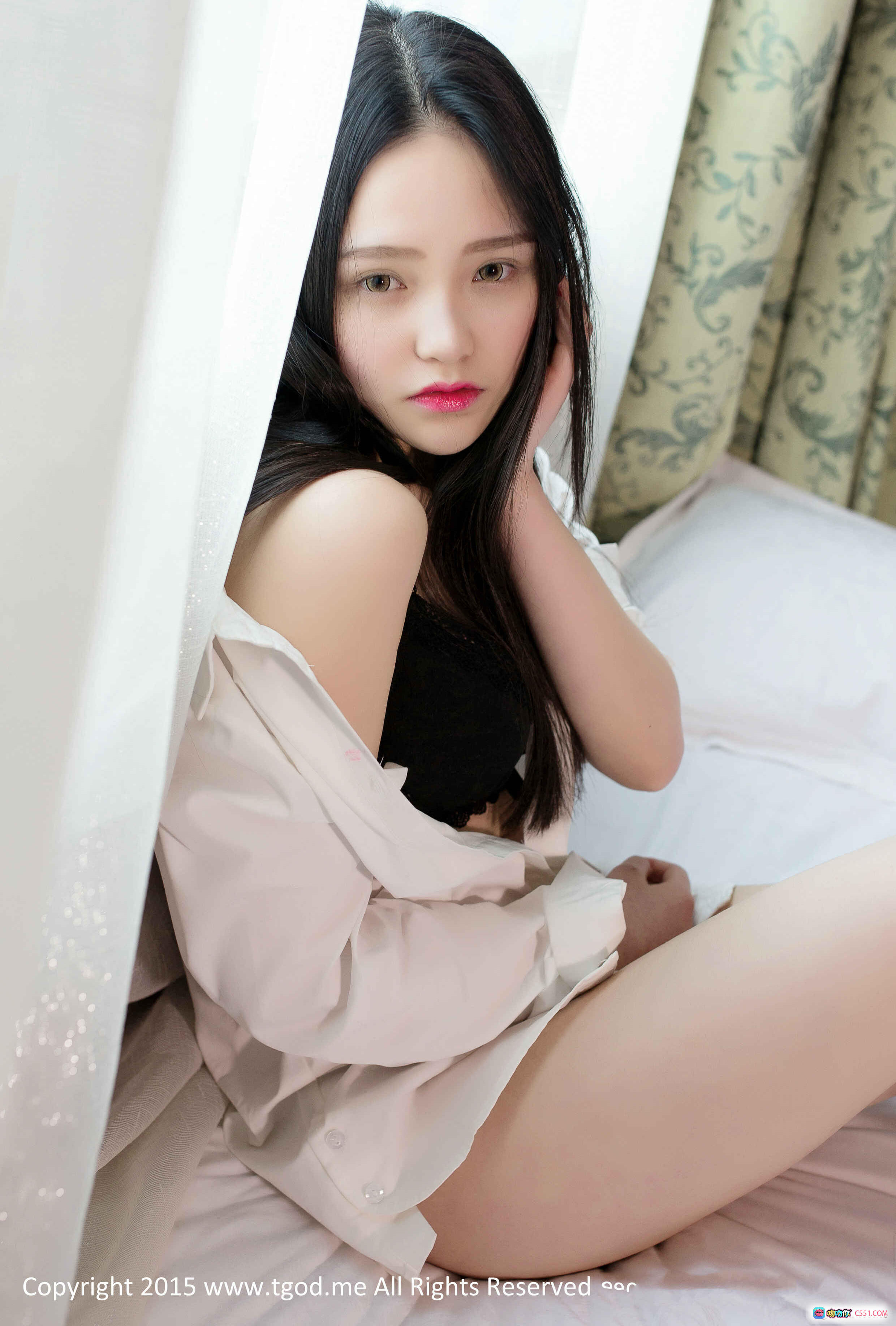 皮草VS白衬衣可爱女神佩佩Cassie私房写真2015高清美图床照性感甜美风 - 就要吻