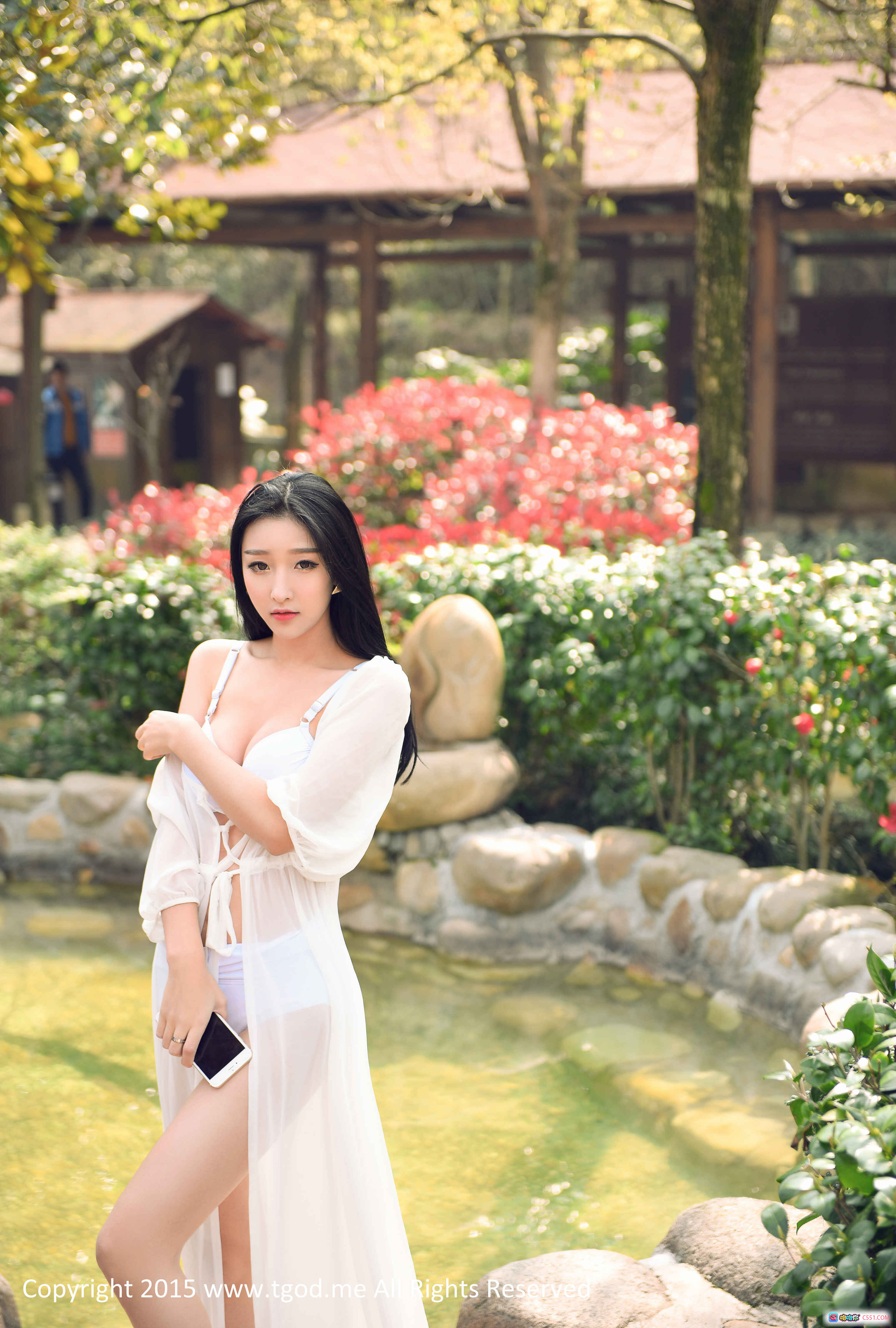 图片[4] - 女神驾到黄山醉温泉 白色比基尼长裙写真 优雅性感户外摄影 2015经典美图 - 就要吻