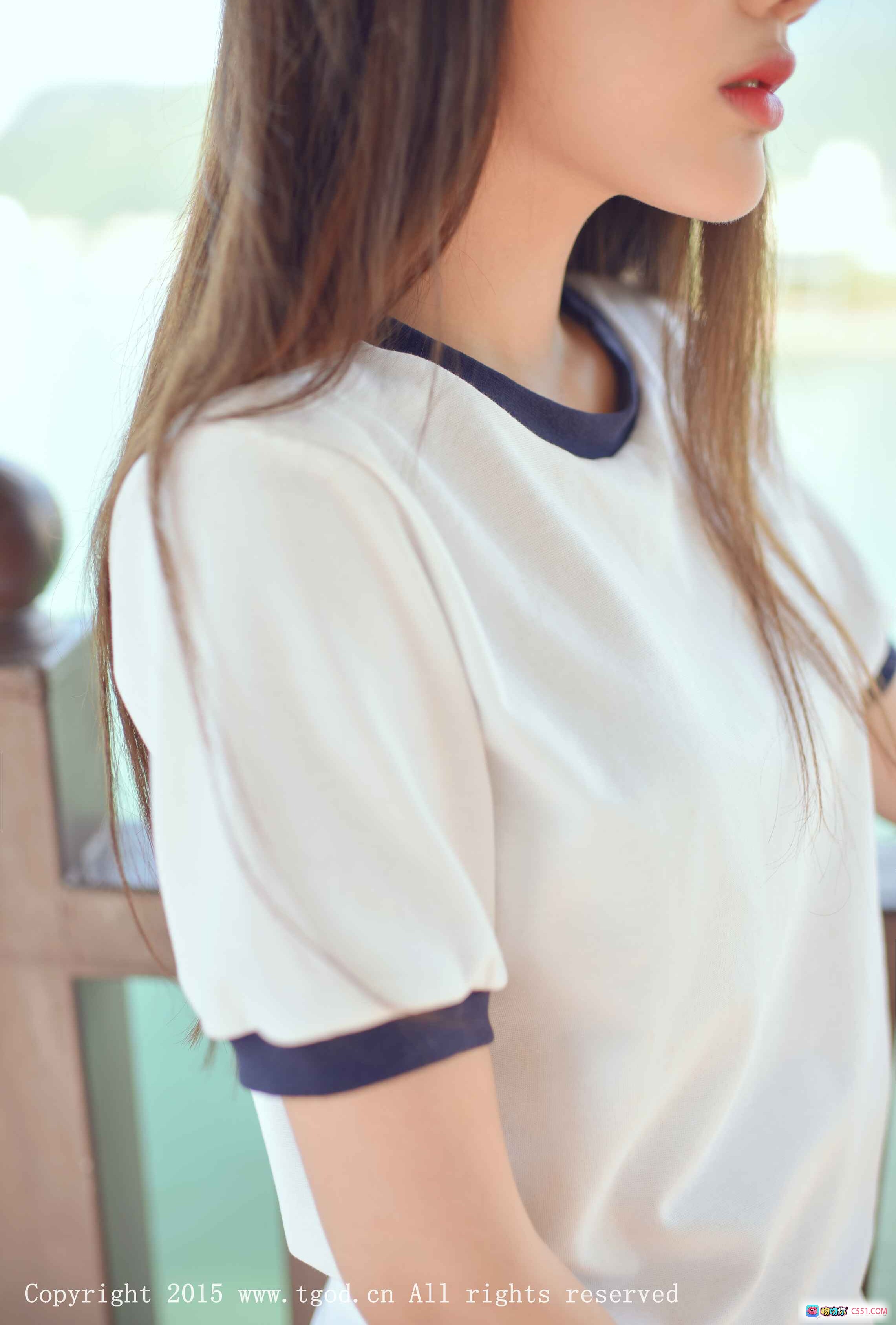 图片[9] - Akiki朱若慕云曼旅拍清新写真 | 白T黑边短裤少女风 | 2015 TGOD推女神第四刊高质图集 - 就要吻