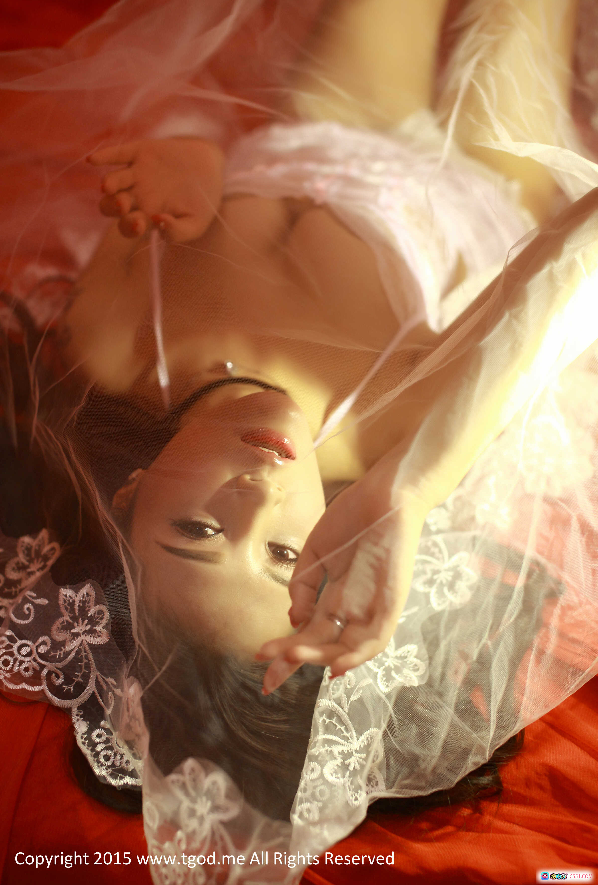 图片[7] - 折翼天使兔女神朱赢Molly私房写真 白色内衣性感美腿红背景2015高清图集 - 就要吻