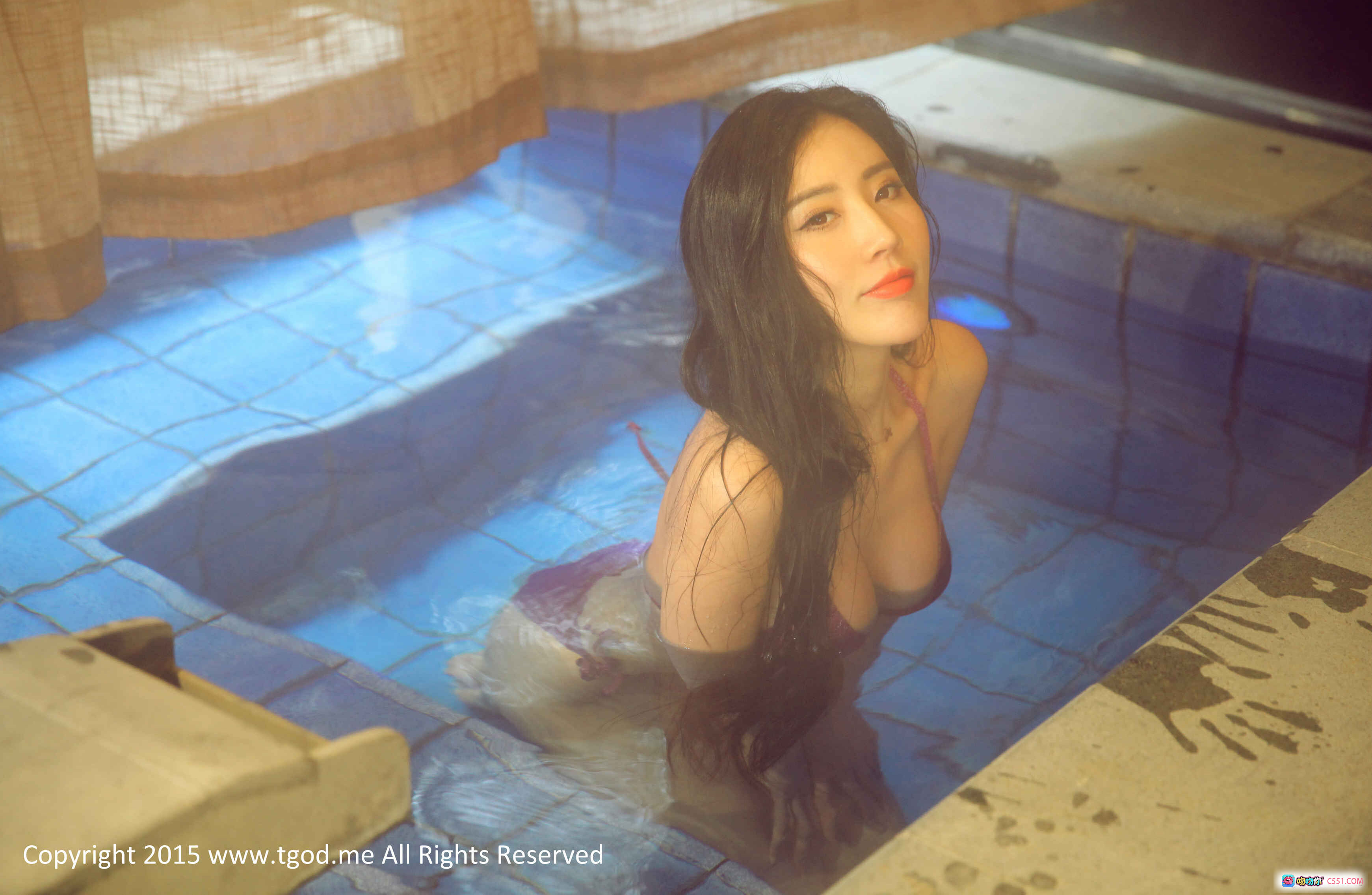 图片[8] - 韩盼盼性感写真｜咸宁浪口森林温泉｜紫色比基尼＋浴袍诱惑｜2015女神驾到高清图集 - 就要吻