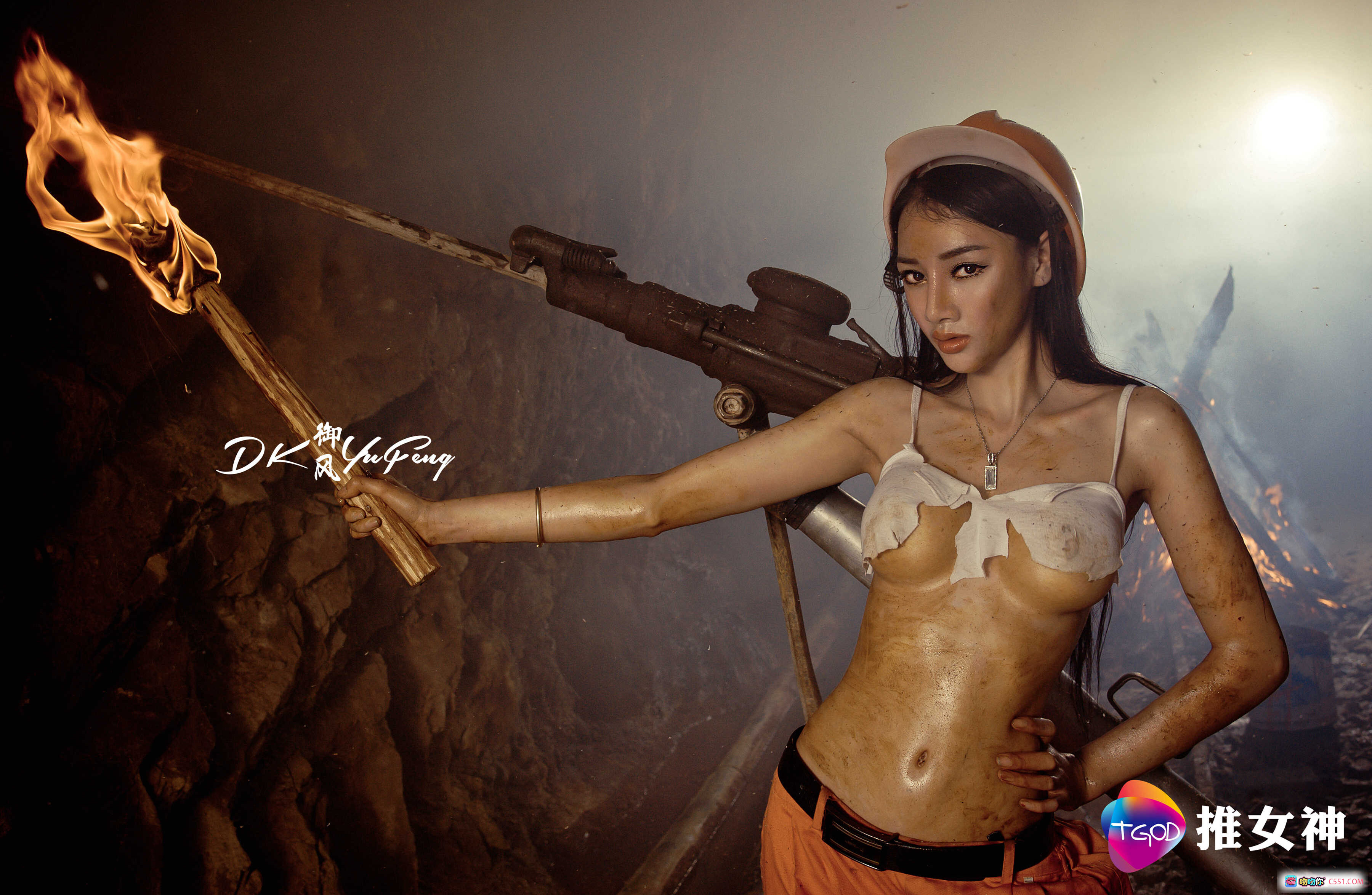 图片[10] - 矿工女神婕西儿手持火把隧道探险写真 | TGOD推女神2016经典摄影大片 - 就要吻