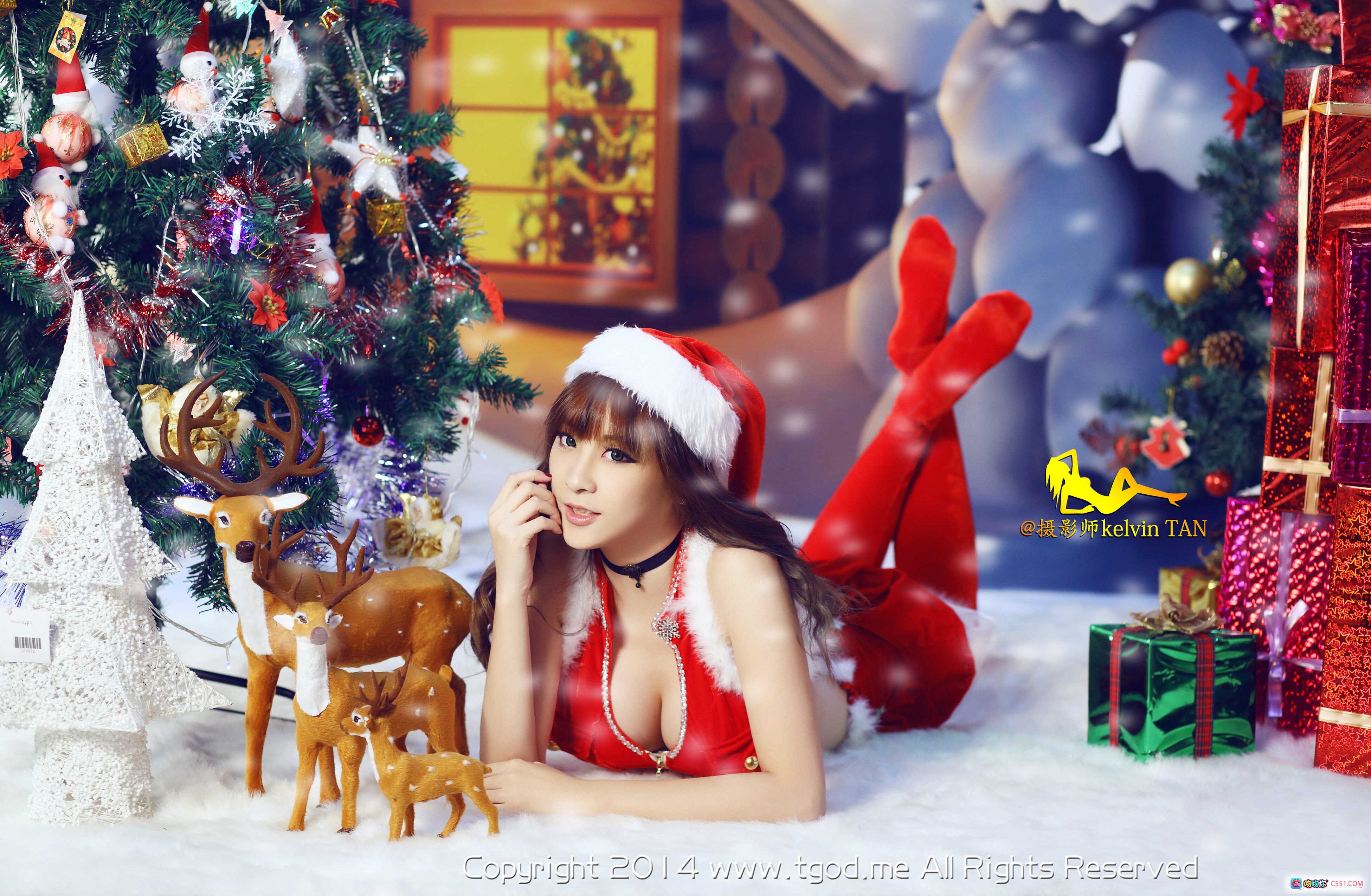 图片[4] - 圣诞美女王子妃FayPrince圣诞写真 | 圣诞树礼物堆雪景红裙 Santa帽 2014节日大片 TGOD推女神 - 就要吻