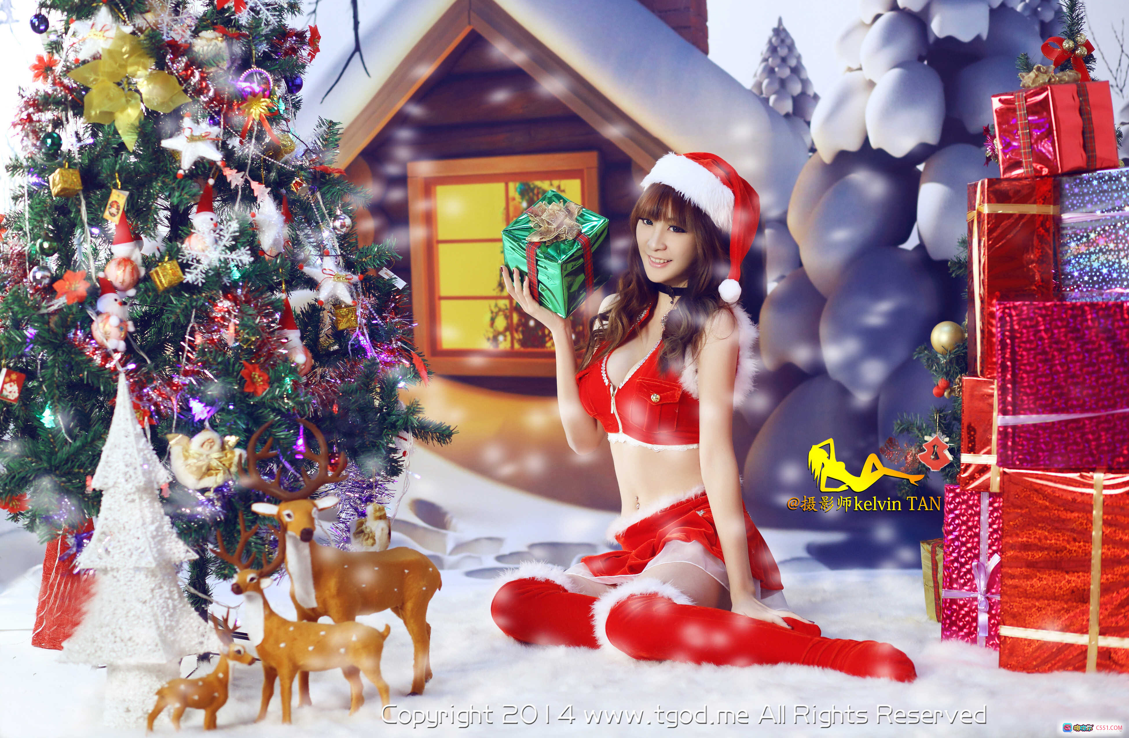 图片[5] - 圣诞美女王子妃FayPrince圣诞写真 | 圣诞树礼物堆雪景红裙 Santa帽 2014节日大片 TGOD推女神 - 就要吻