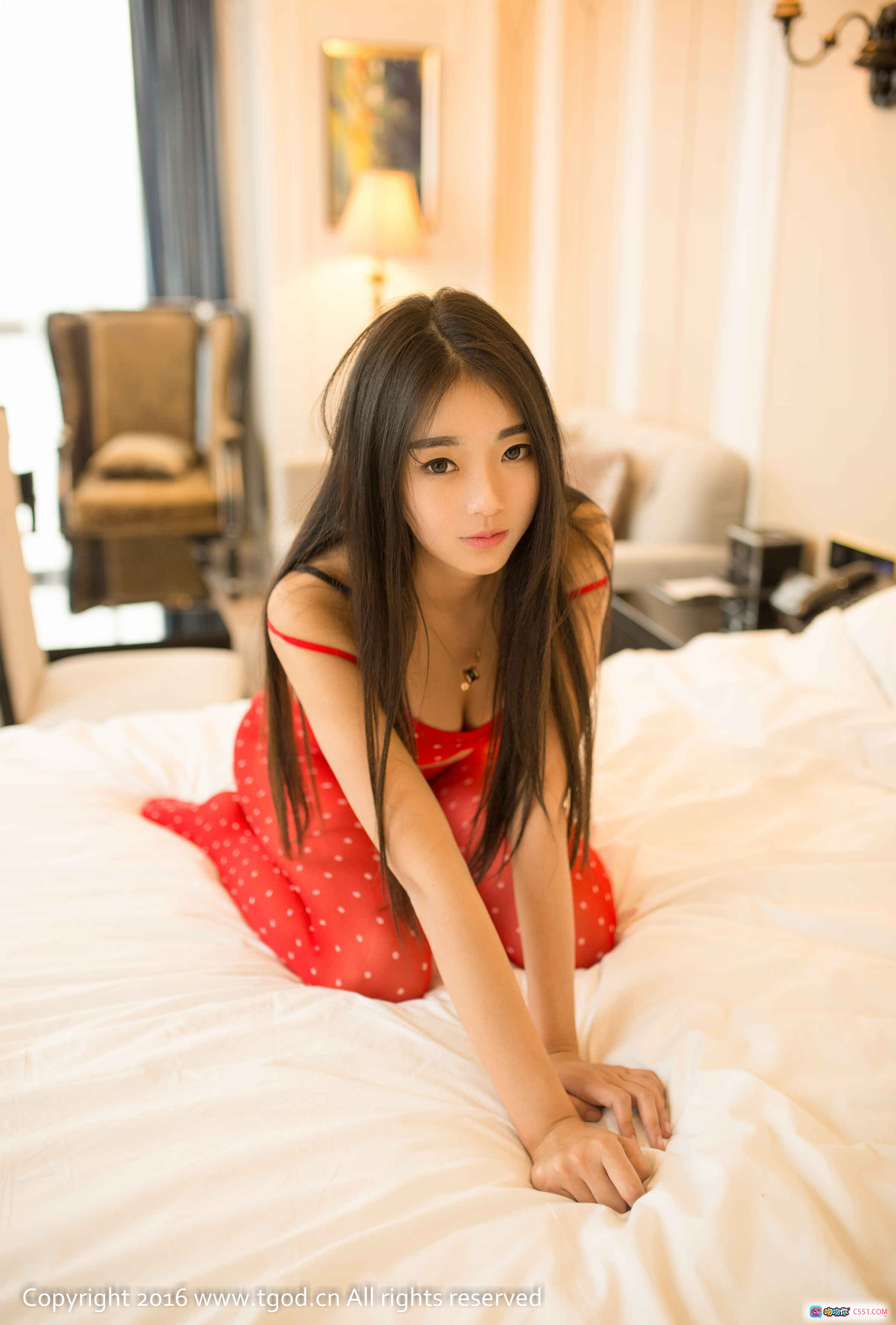 图片[5] - 可乐Vicky黑丝美腿性感写真 – 2016 TGOD私房床照优雅迷人 - 就要吻