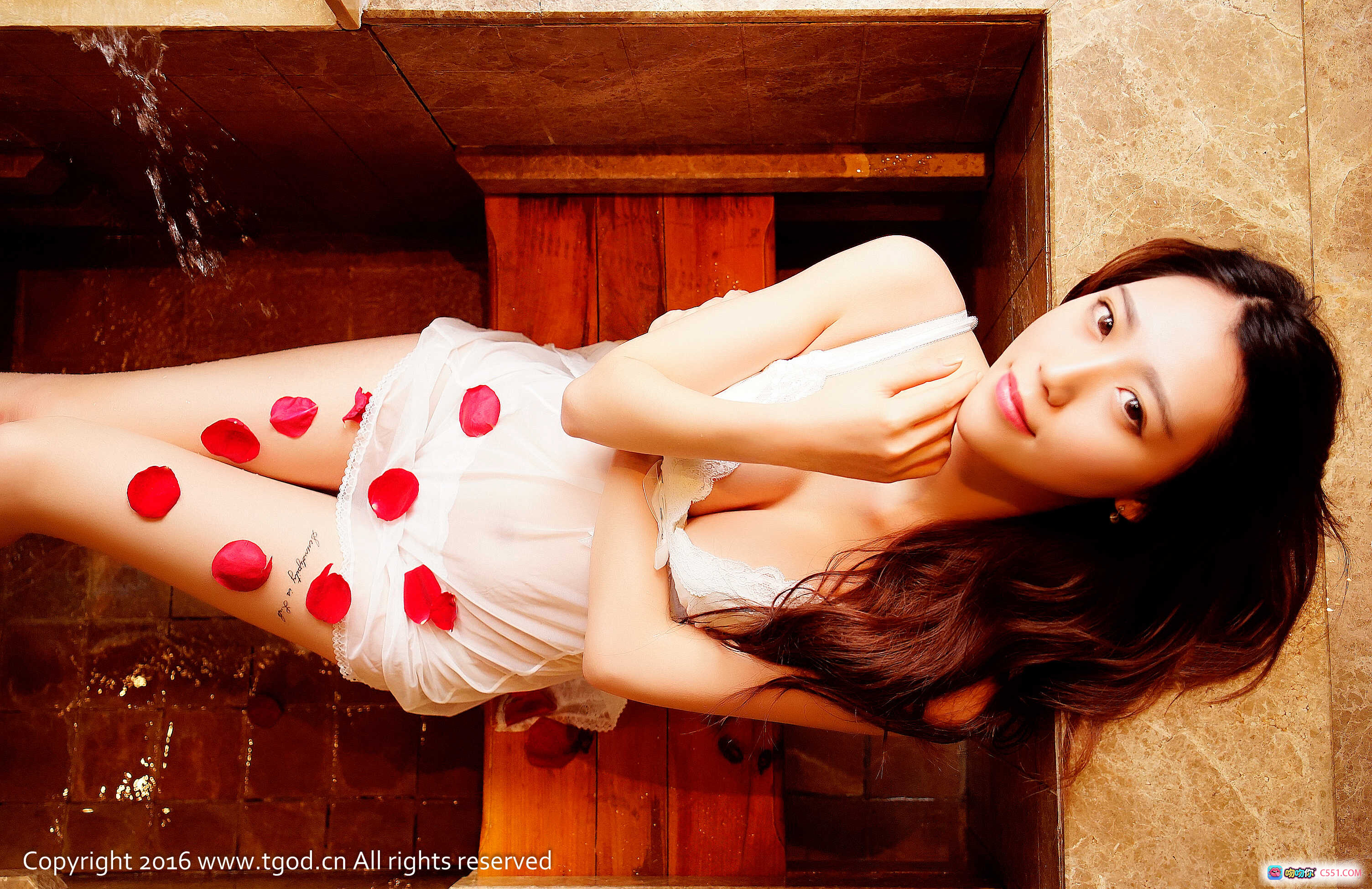 图片[9] - 邓雪Sweet性感蕾丝内衣写真 | 2016年TGOD高清私房美图 | 窗边慵懒风情 | 白色透视睡衣搭配粉色开衫 - 就要吻