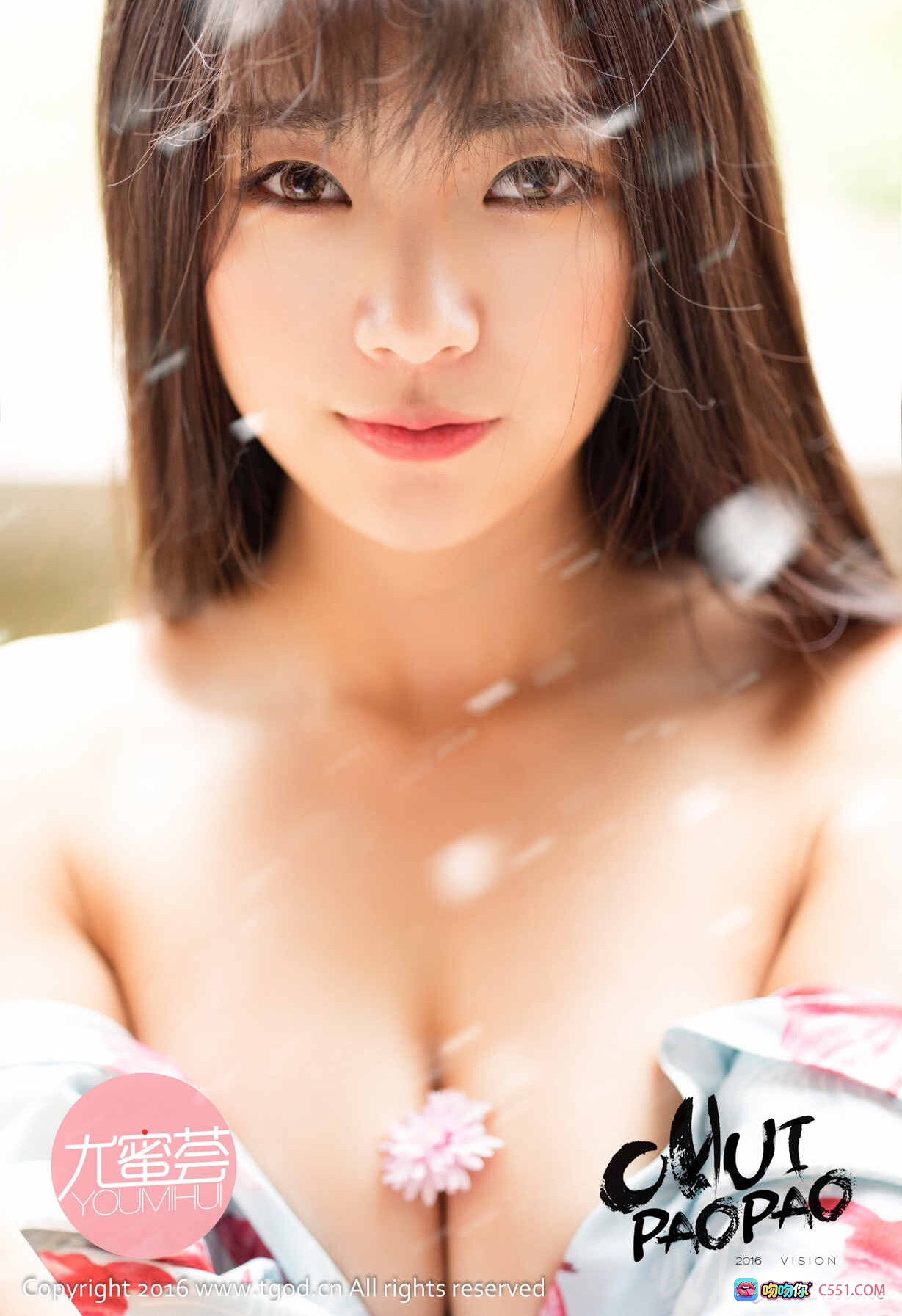 图片[8] - 可乐Vicky大理旅拍性感写真｜花卉浴袍露肩美腿｜TGOD推女神2016精选图集 - 就要吻