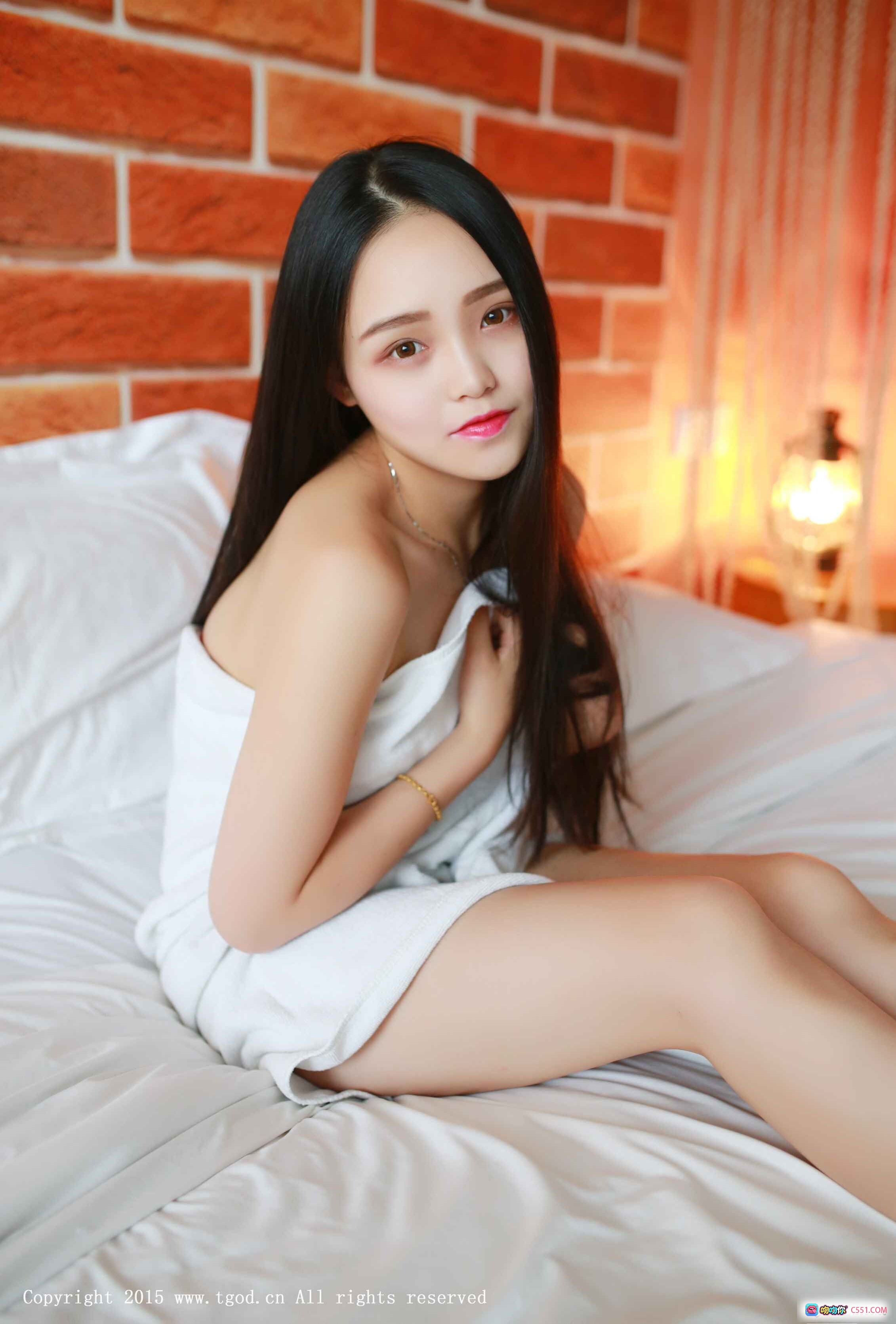 图片[5] - 佩佩Cassie火辣写真性感小野兽2015经典红裙沙发私房照TGOD推女神54P高清图集 - 就要吻