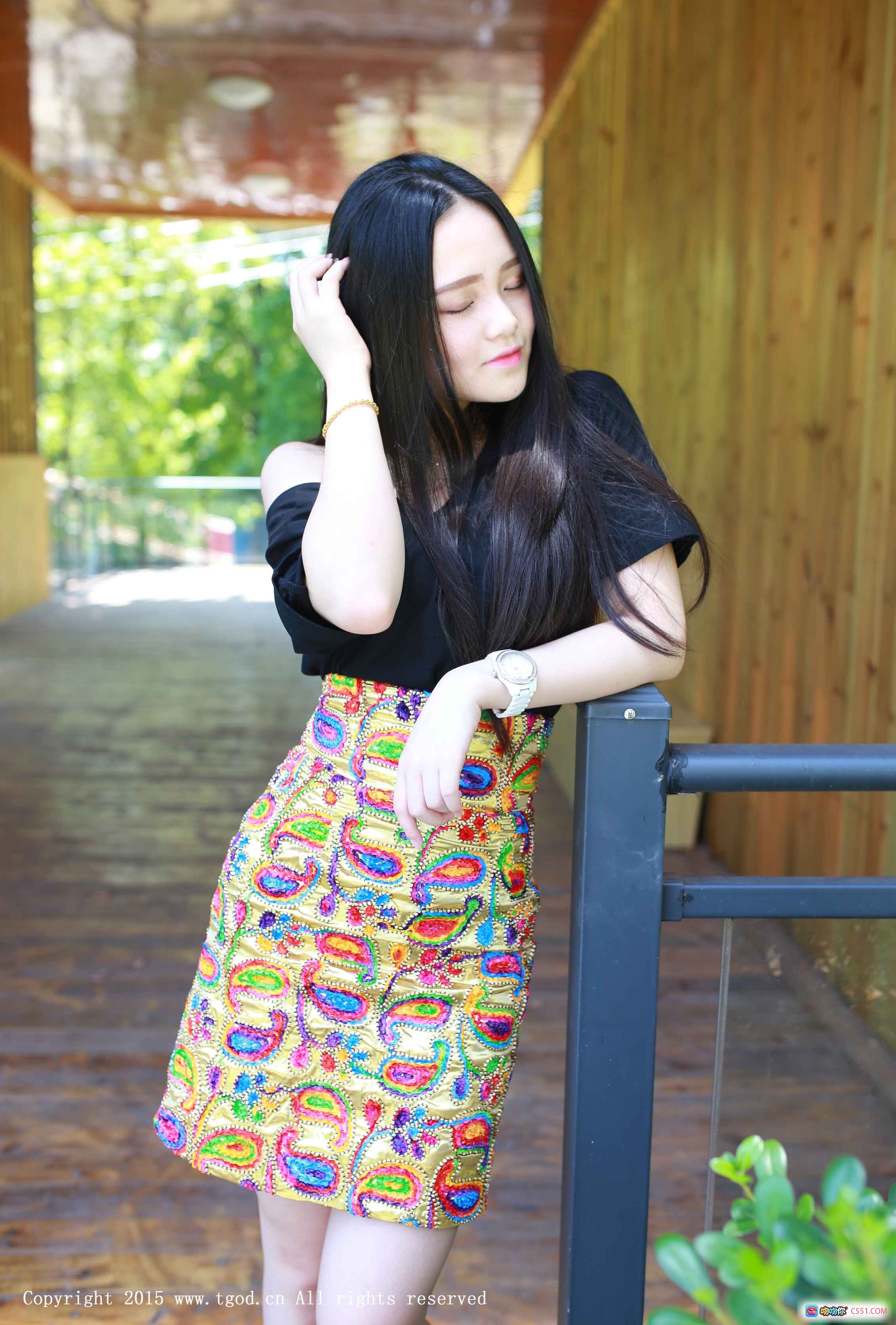 图片[9] - 佩佩Cassie火辣写真性感小野兽2015经典红裙沙发私房照TGOD推女神54P高清图集 - 就要吻