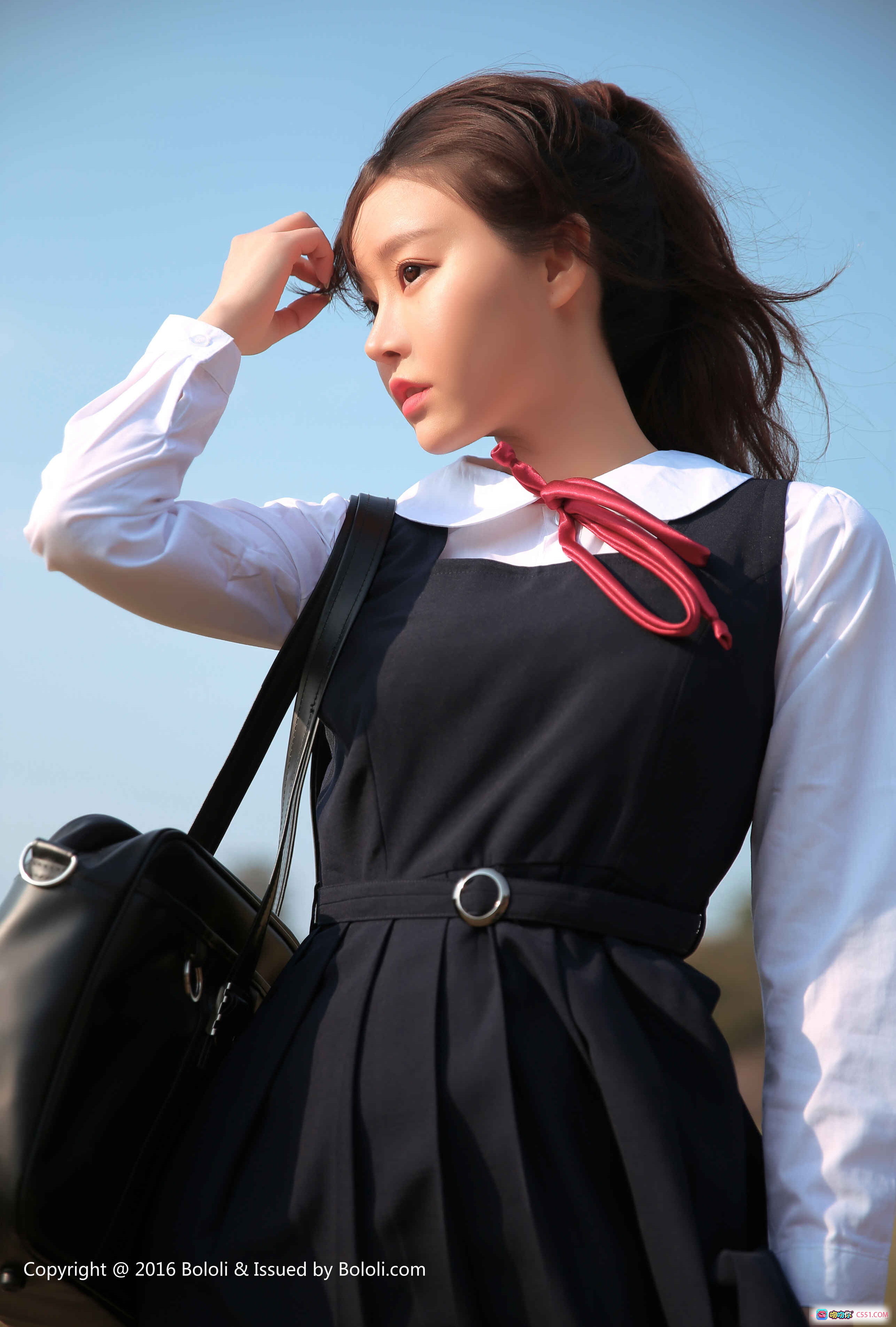 图片[7] - 柳侑绮绿色蕾丝连衣裙日式庭院写真 | BoLoli波萝社2016 VOL.011清新美少女坐姿摄影 - 就要吻